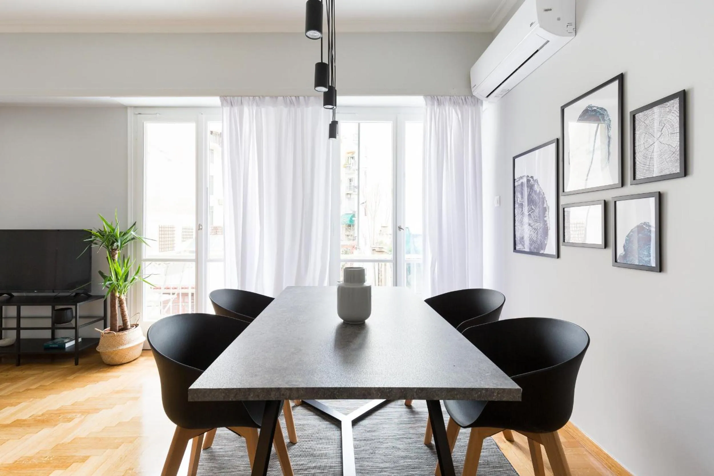 Dining area in Acropolis Core Bright & Modern Apartment by UPSTREET