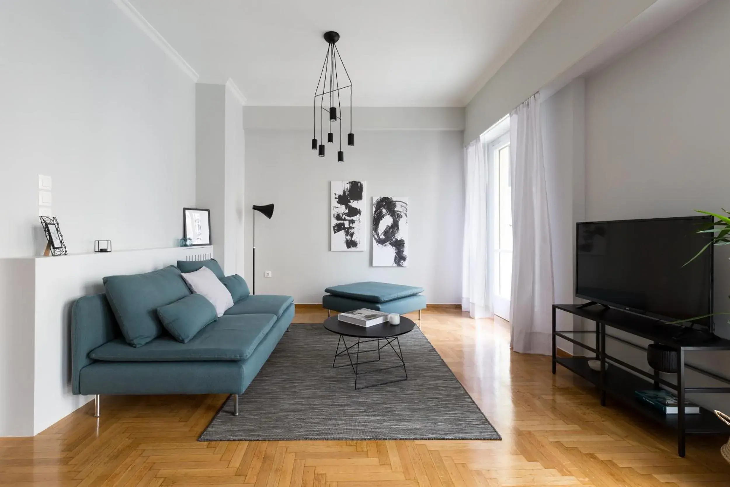 Acropolis Core Bright & Modern Apartment by UPSTREET Acropolis Core Bright & Modern Apartment by UPSTREET