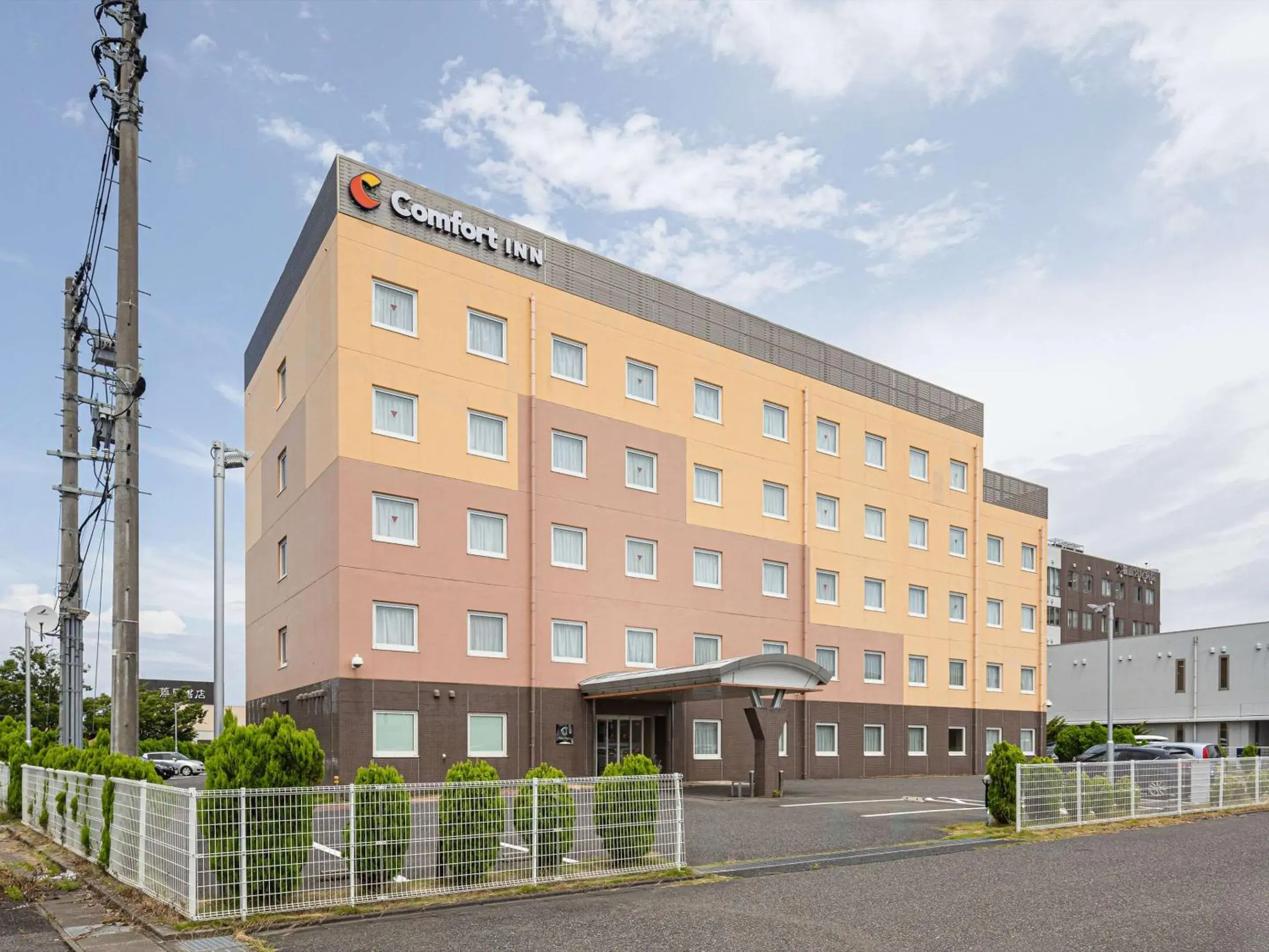 Property building in Comfort Inn Niigata Chuo Inter Property building in Comfort Inn Niigata Chuo Inter