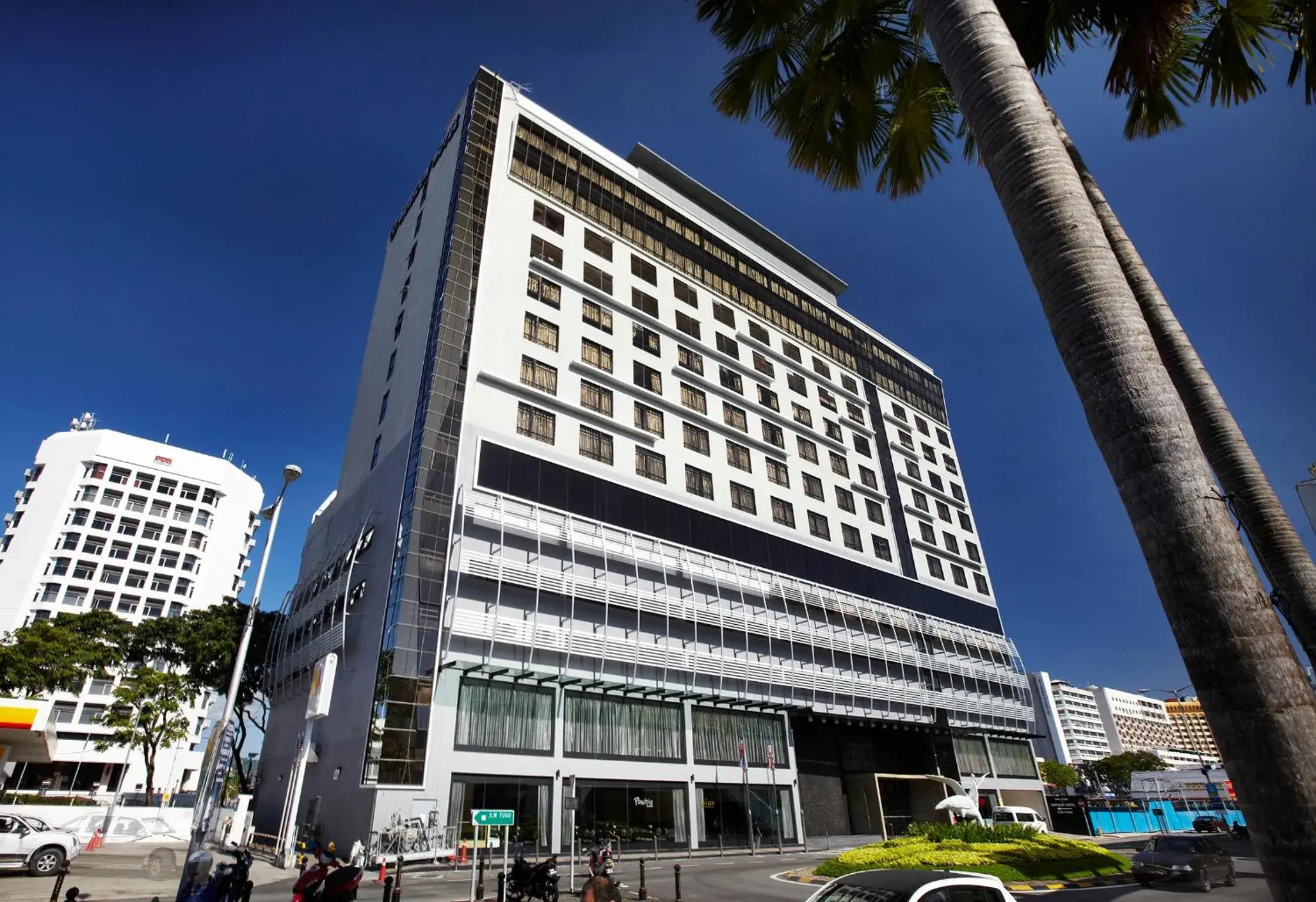 Property building in Horizon Hotel Property building in Horizon Hotel