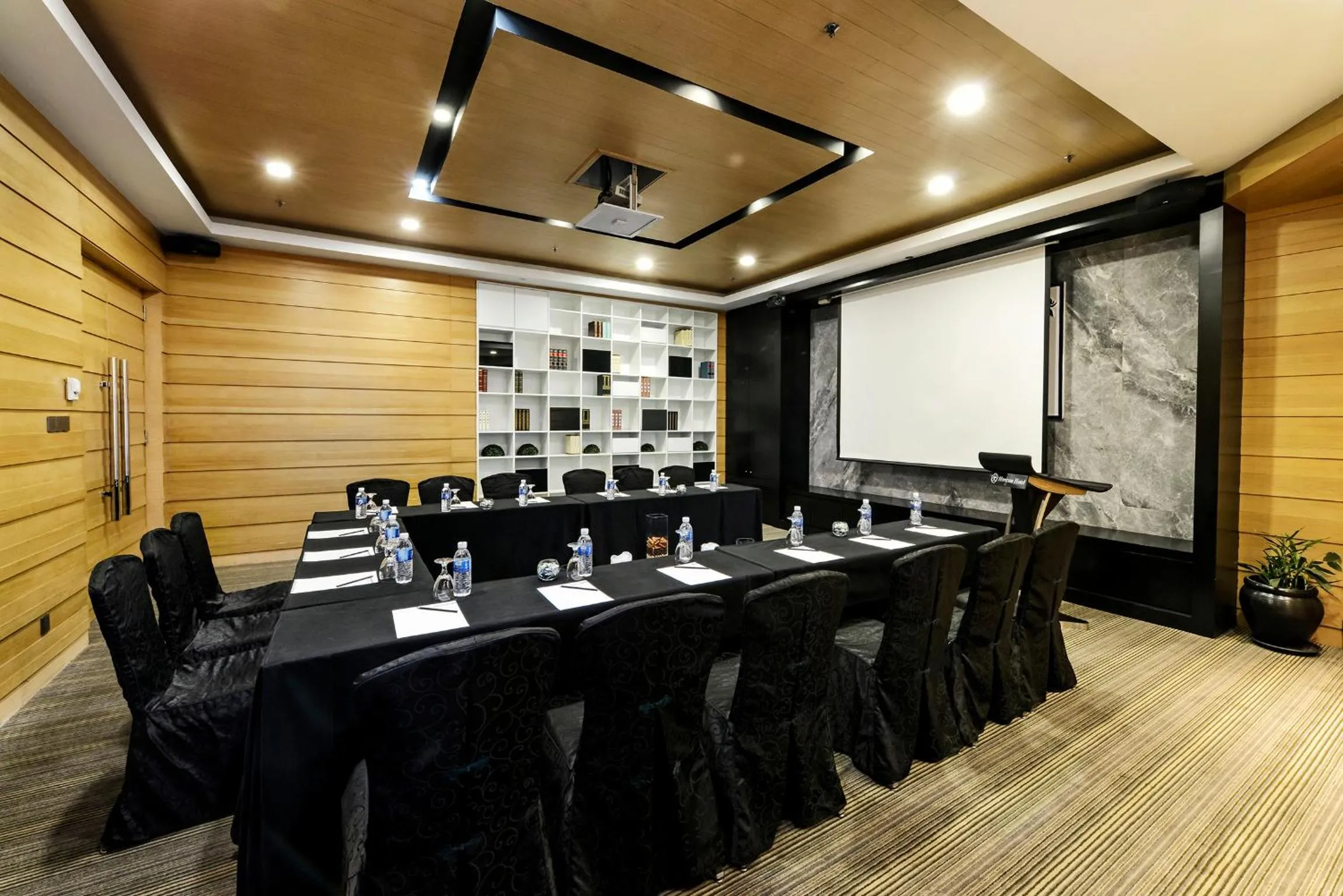 Banquet/Function facilities in Horizon Hotel