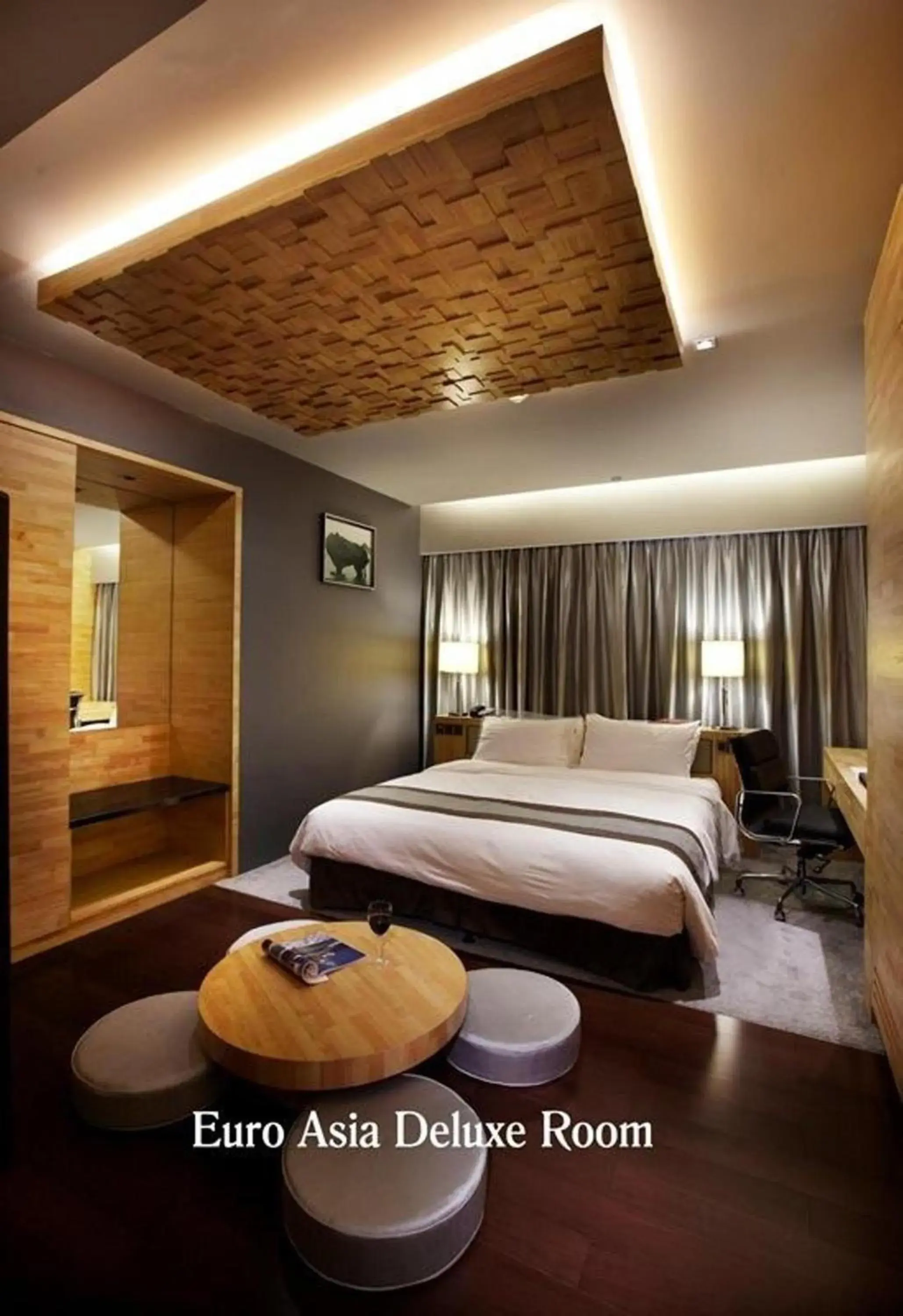 Deluxe Double Room with Sea View in Horizon Hotel Deluxe Double Room with Sea View in Horizon Hotel