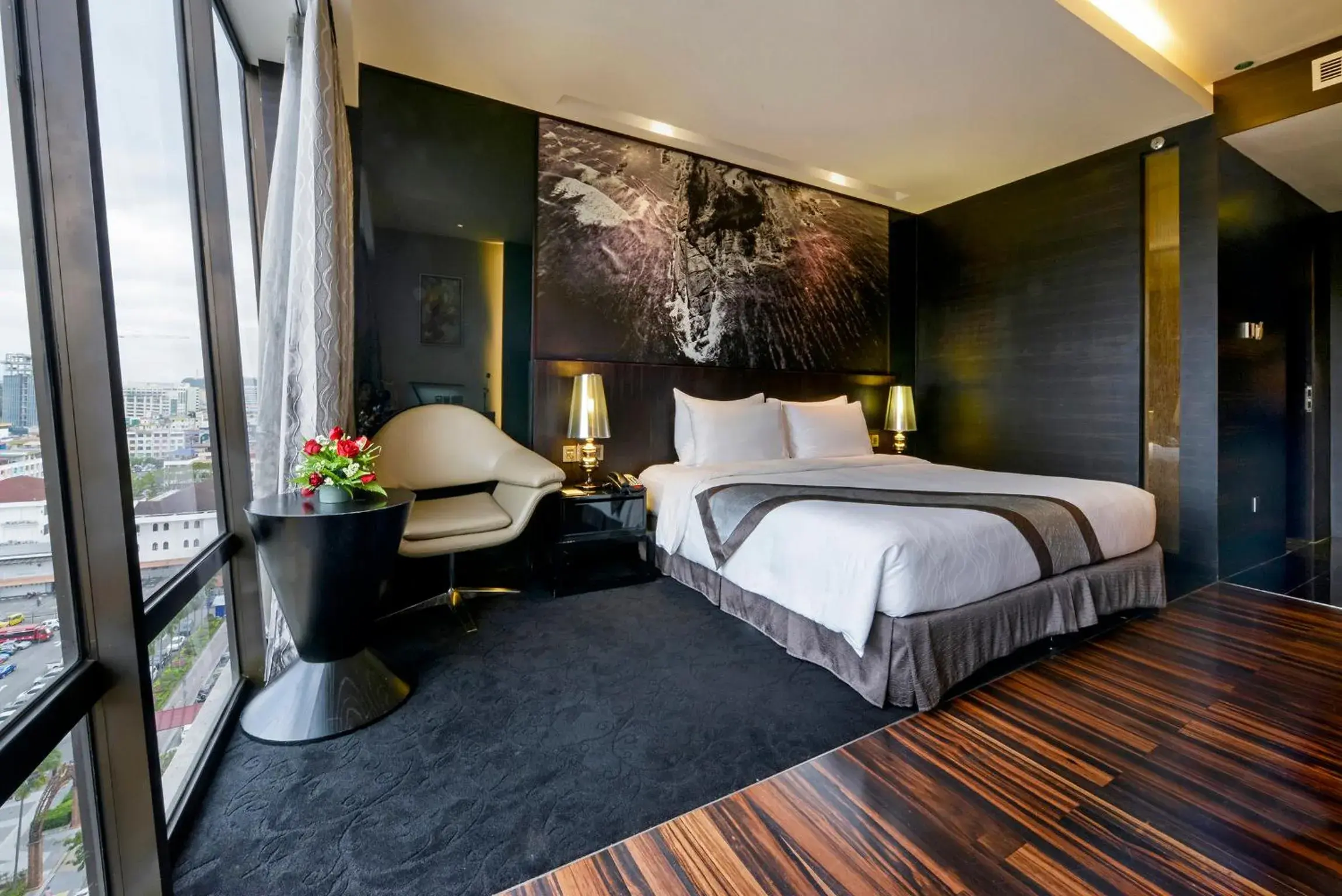 Superior Double Room with City View in Horizon Hotel Superior Double Room with City View in Horizon Hotel