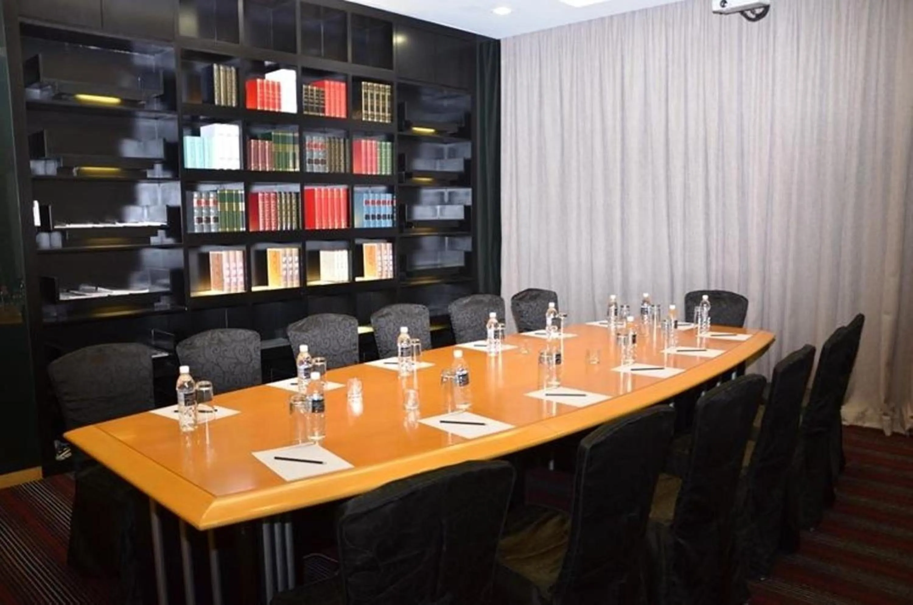 Meeting/conference room in Horizon Hotel