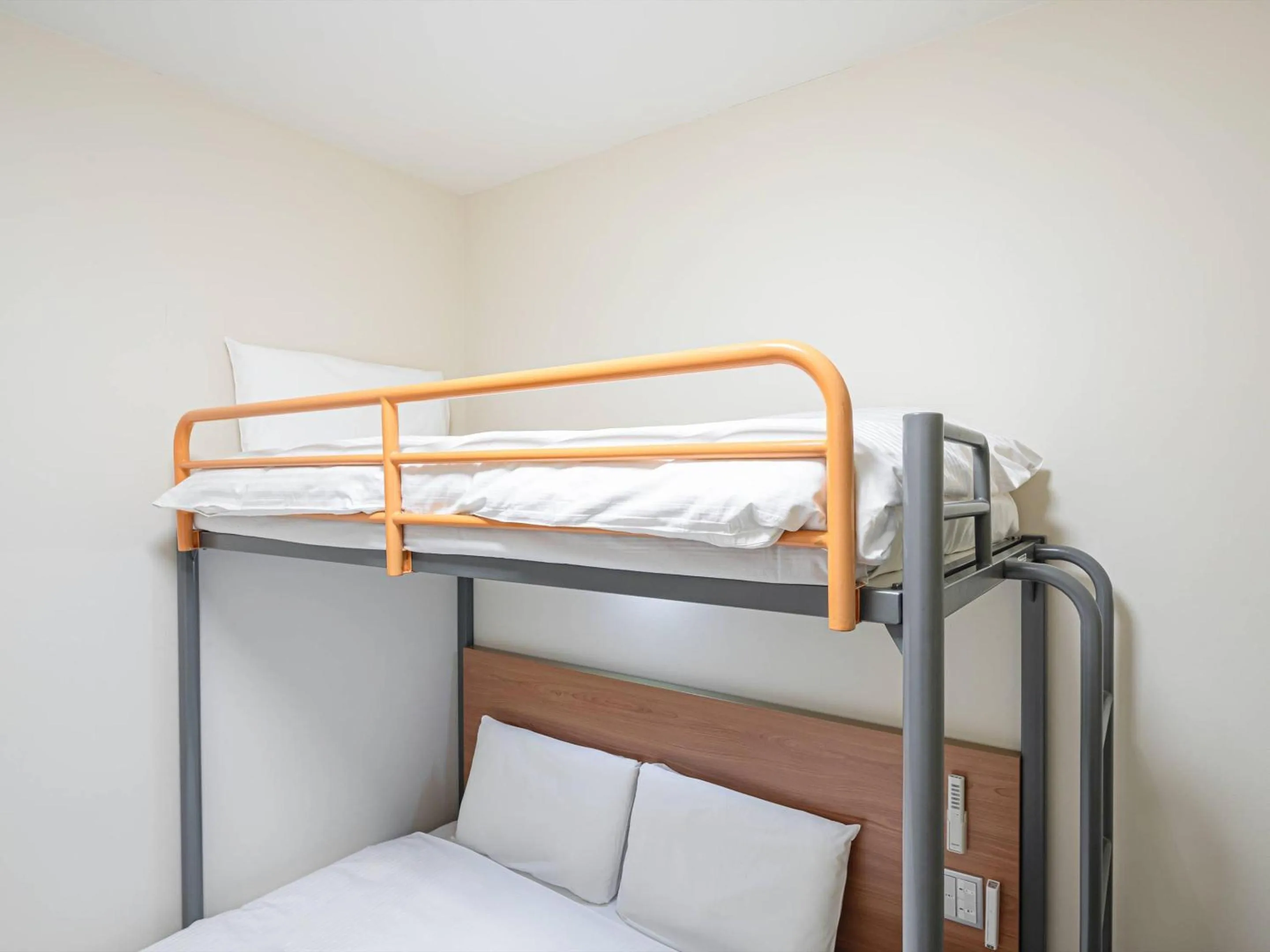 Bedroom, Bed in Comfort Inn Hitachinaka