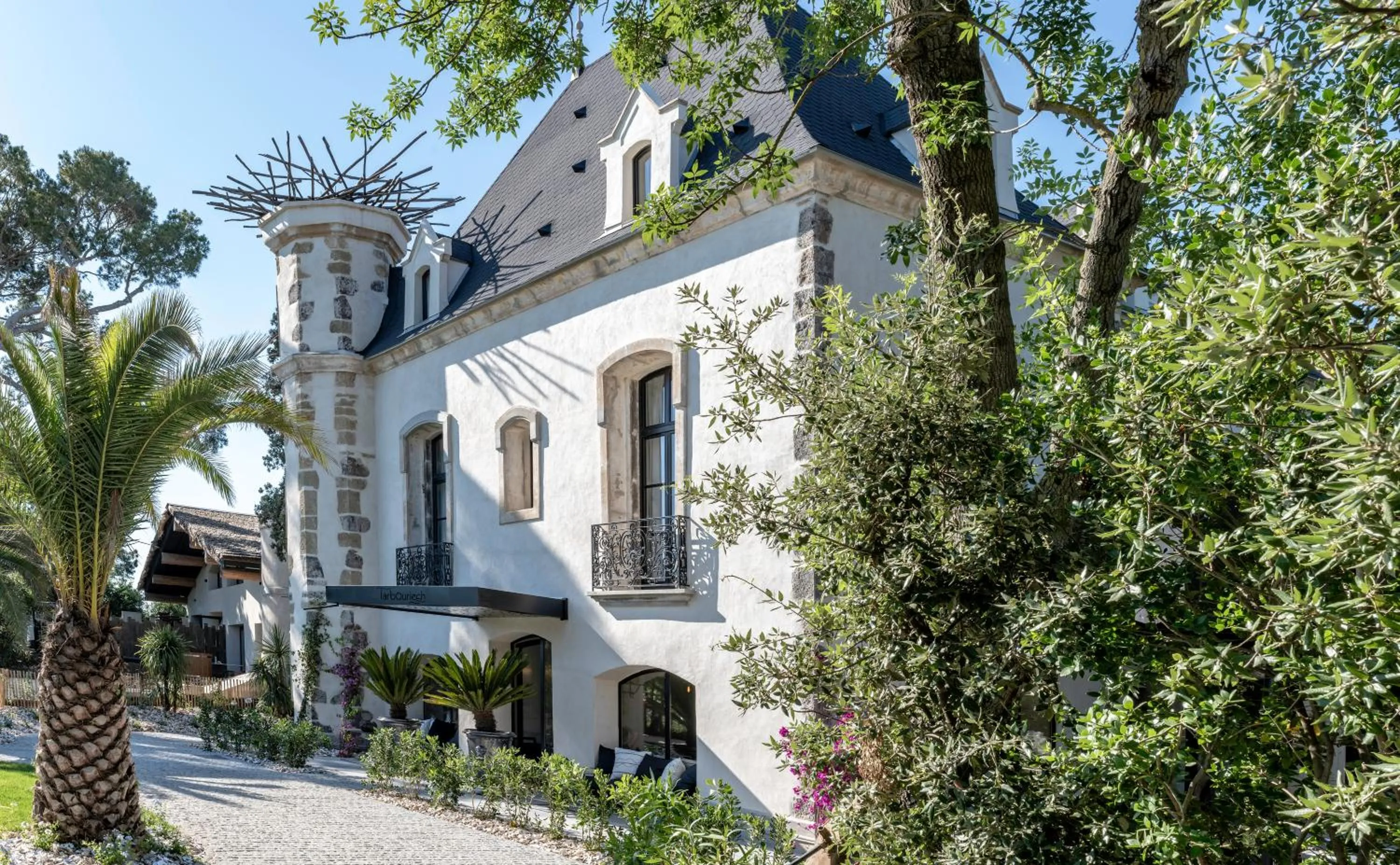 Property building in Domaine Tarbouriech, Demeure & Spa