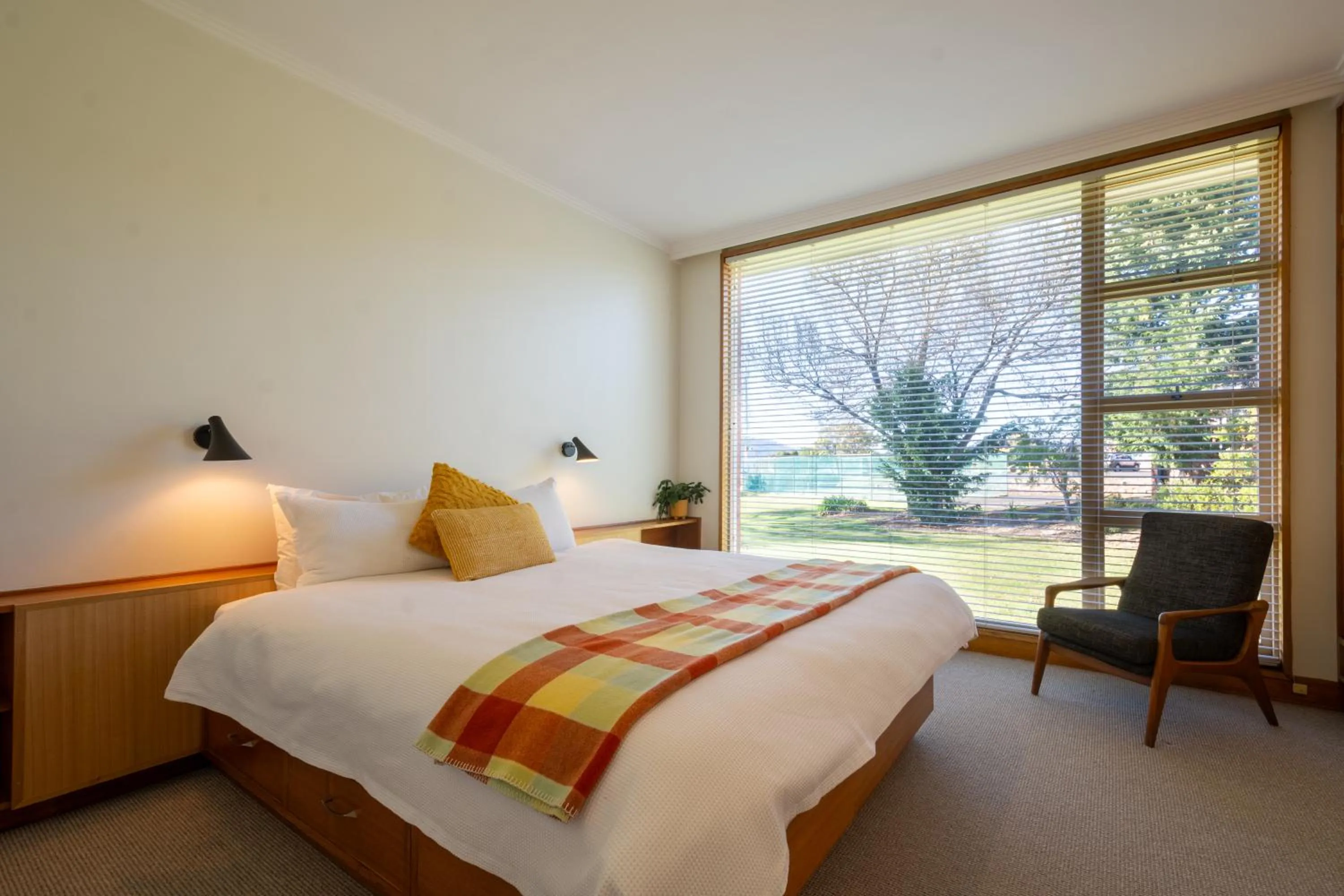 Bedroom, Bed in Riverfront Motel & Restaurant