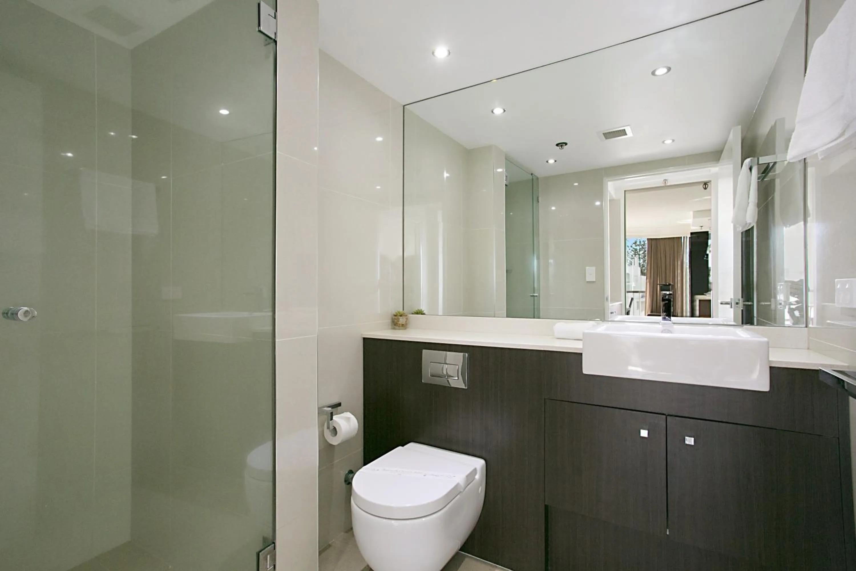 Bathroom in Boulevard North Holiday Apartments