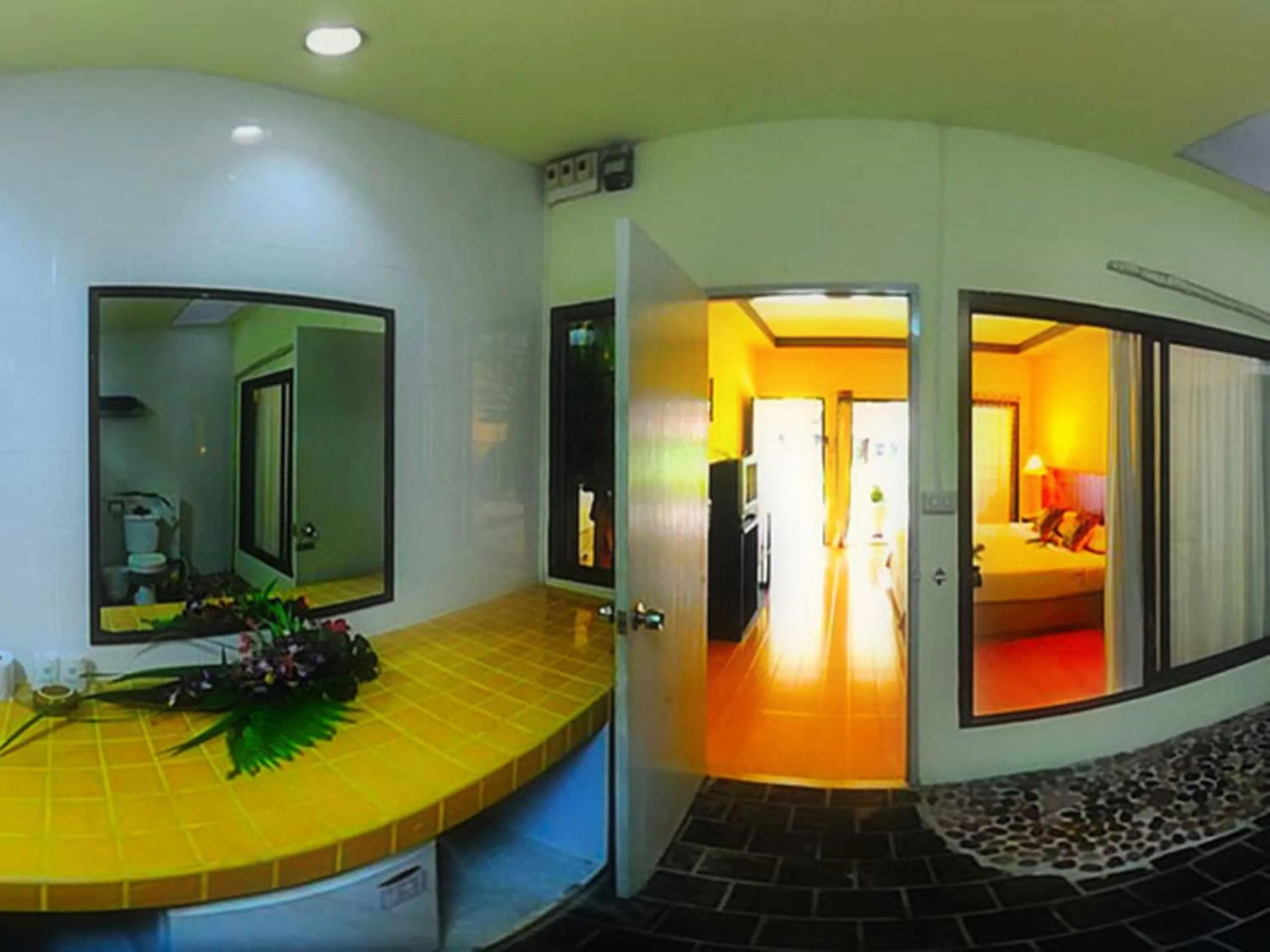 Bathroom, Bed in Koh Hai Fantasy Resort & Spa