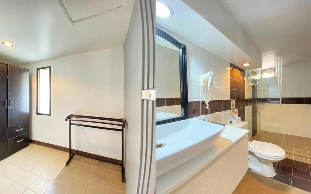 Bed in Koh Hai Fantasy Resort & Spa