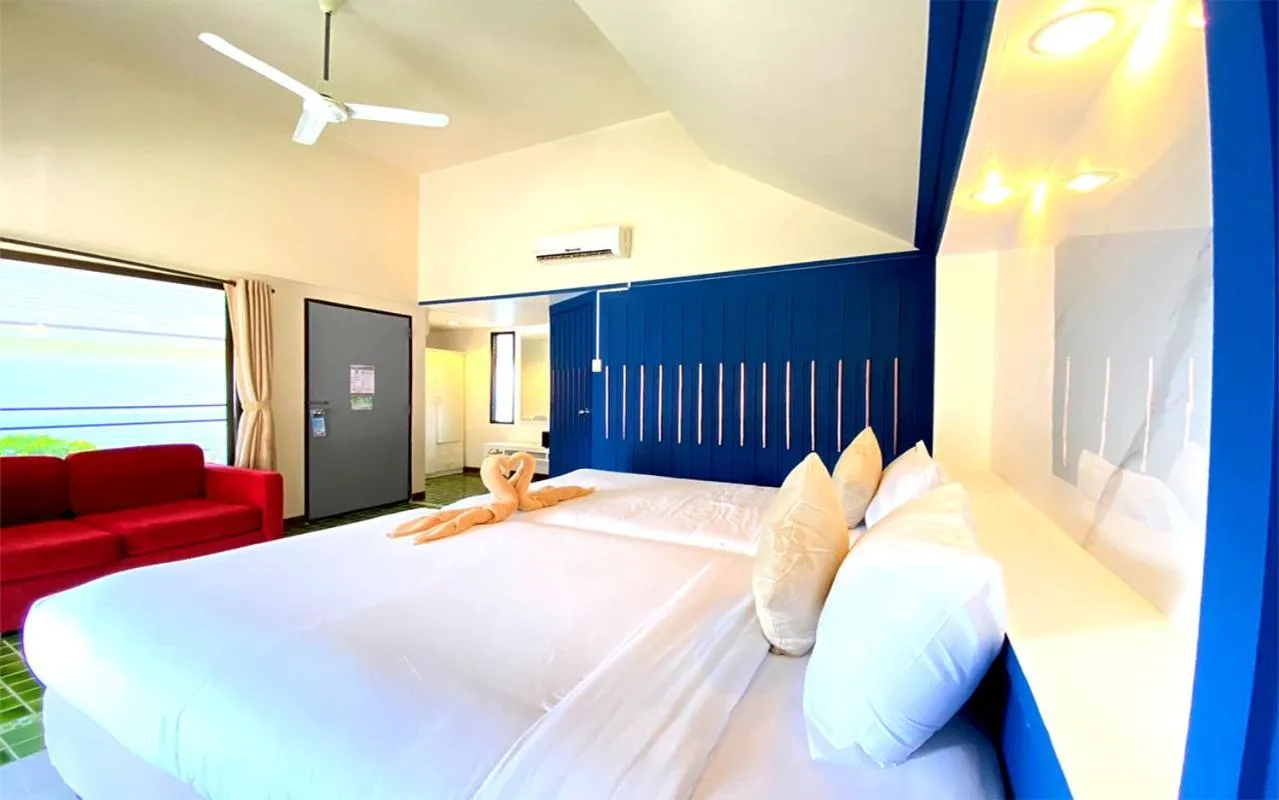 Bed in Koh Hai Fantasy Resort & Spa