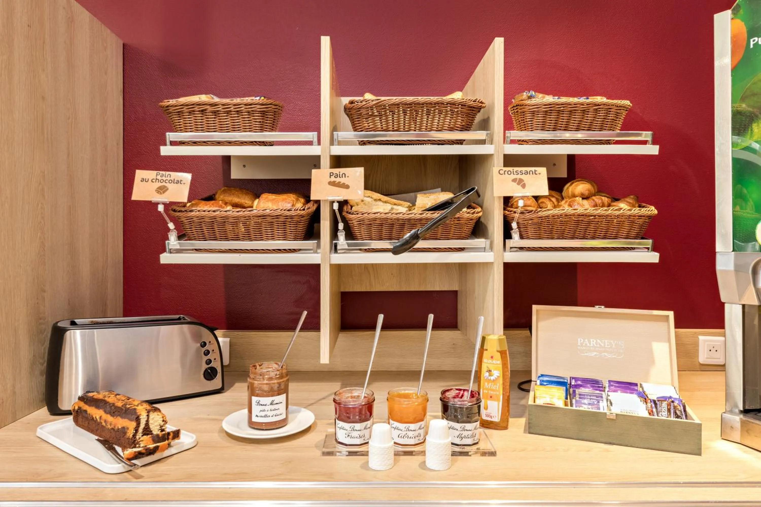 Breakfast in Ace Hôtel Salon de Provence