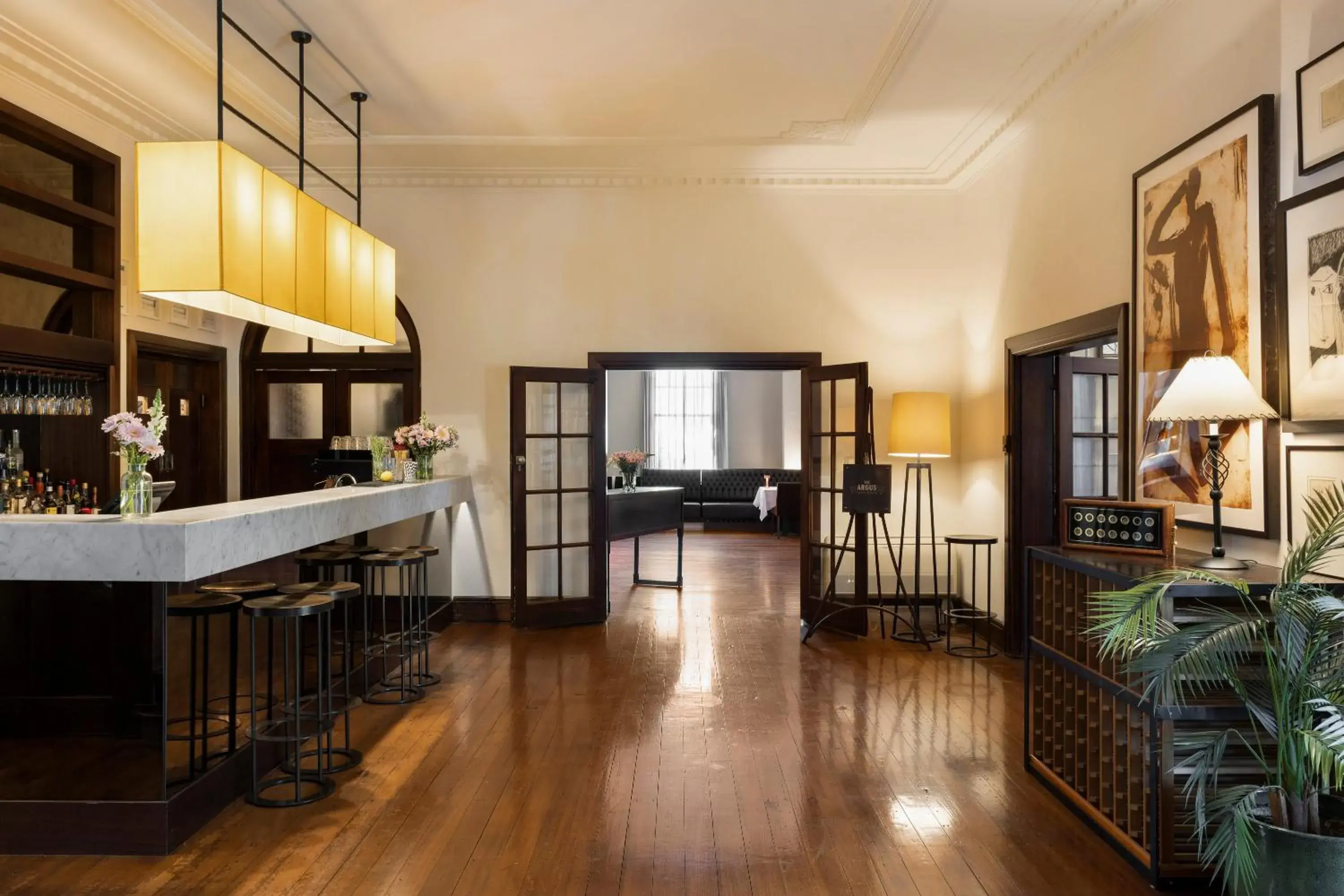 Lounge or bar in Mineral Springs Hotel Hepburn Lounge or bar in Mineral Springs Hotel Hepburn