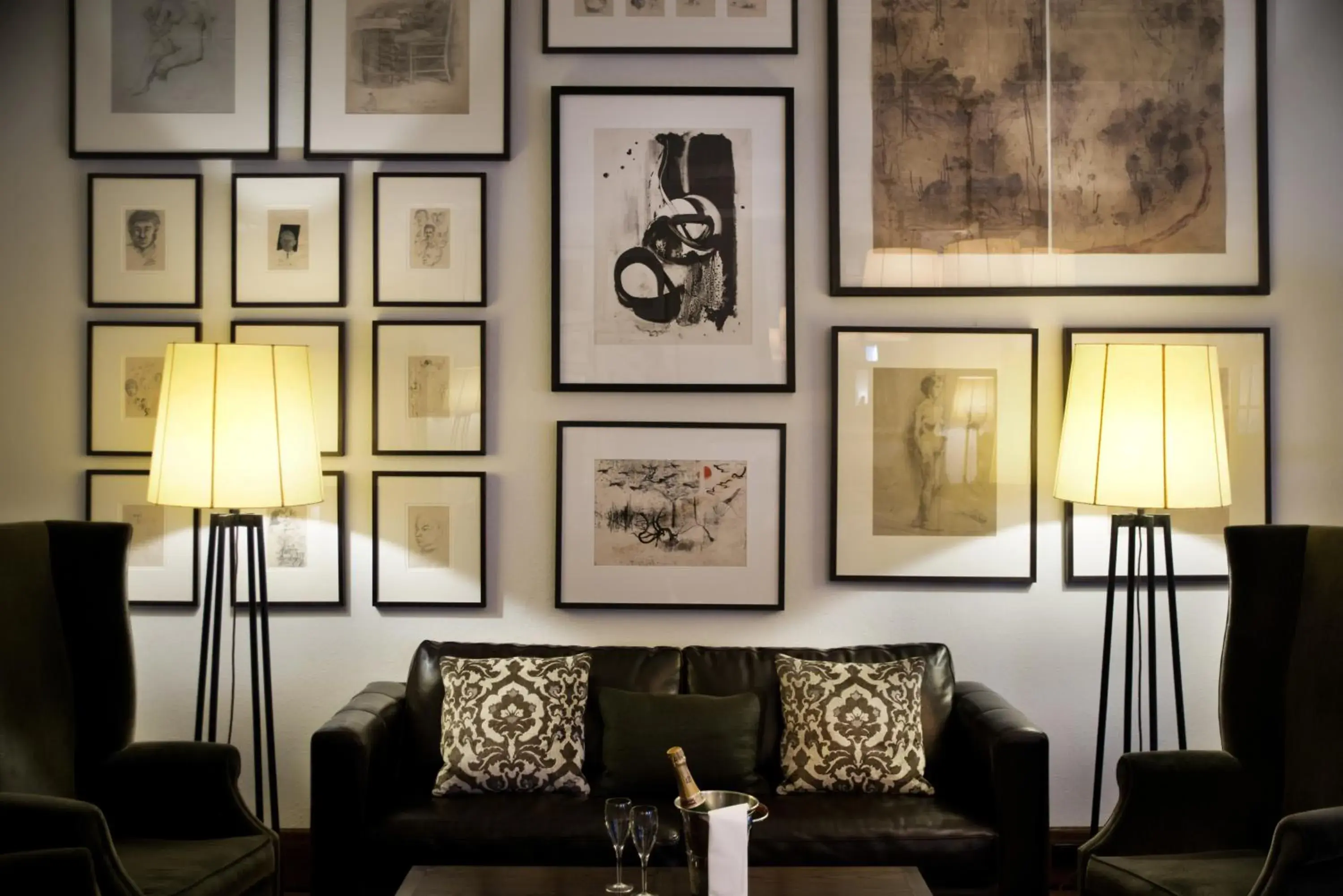 Lounge or bar in Mineral Springs Hotel Hepburn Lounge or bar in Mineral Springs Hotel Hepburn