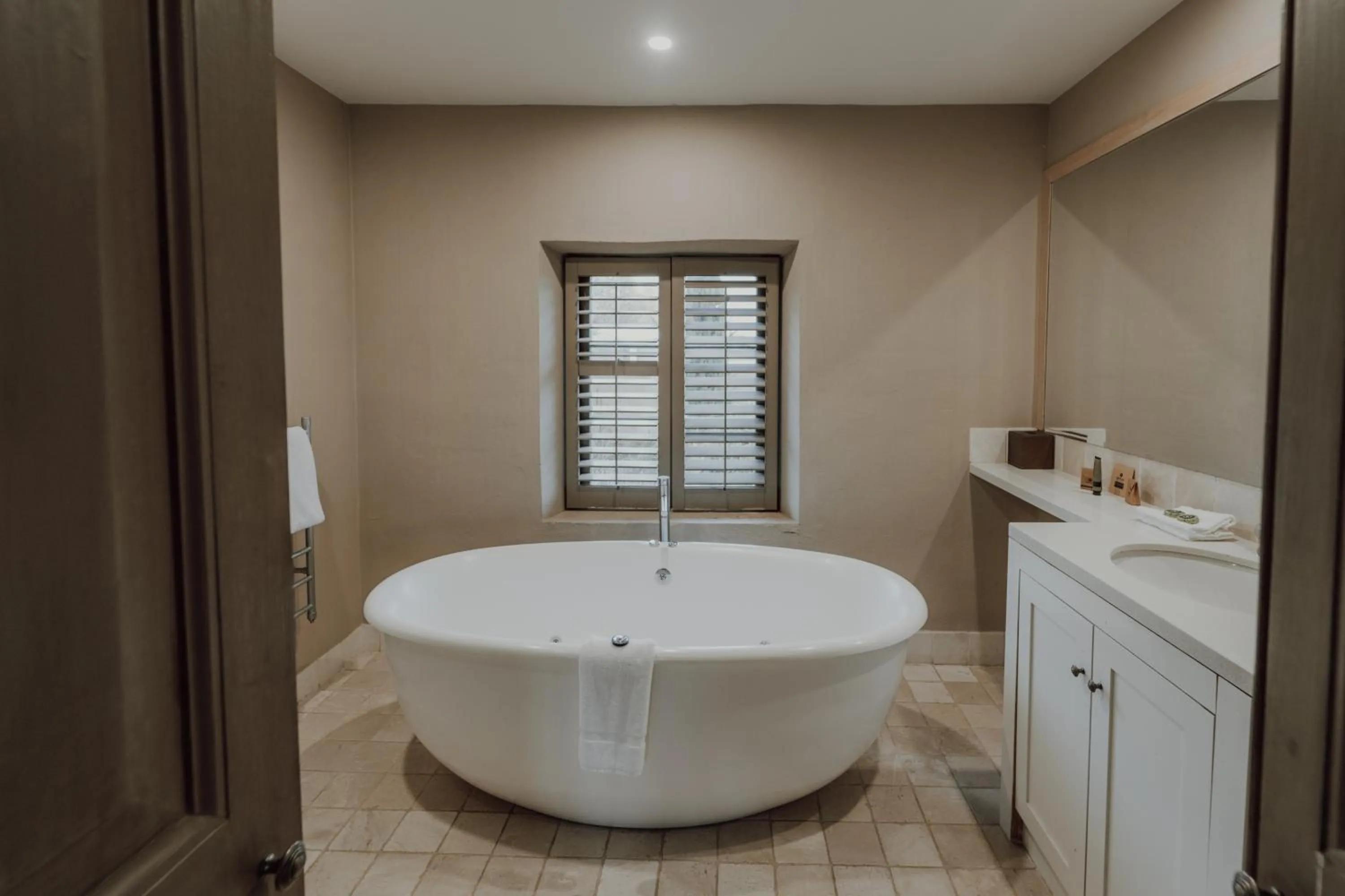 Bathroom in Mineral Springs Hotel Hepburn