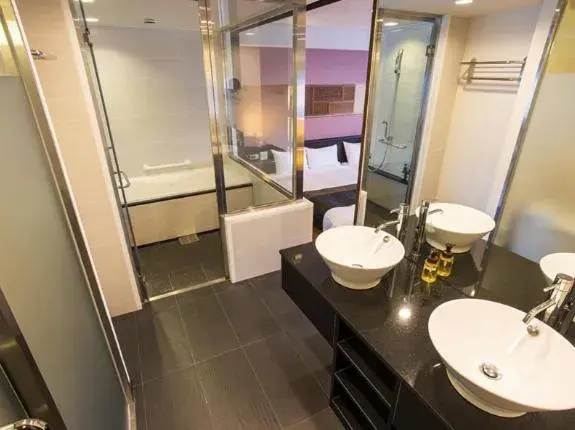 Junior Suite - single occupancy - Non Smoking in Art Hotel Hirosaki City Junior Suite - single occupancy - Non Smoking in Art Hotel Hirosaki City