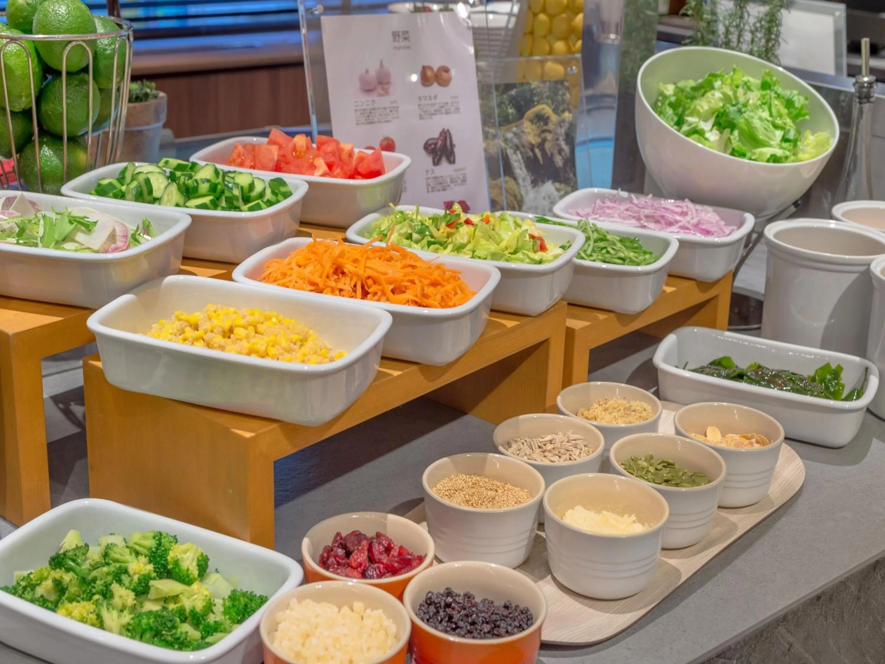 Restaurant/places to eat in Art Hotel Hirosaki City