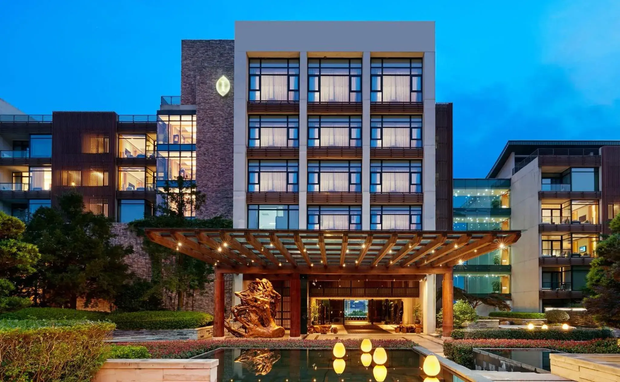 Property building in InterContinental One Thousand Island Lake Resort, an IHG Hotel Property building in InterContinental One Thousand Island Lake Resort, an IHG Hotel