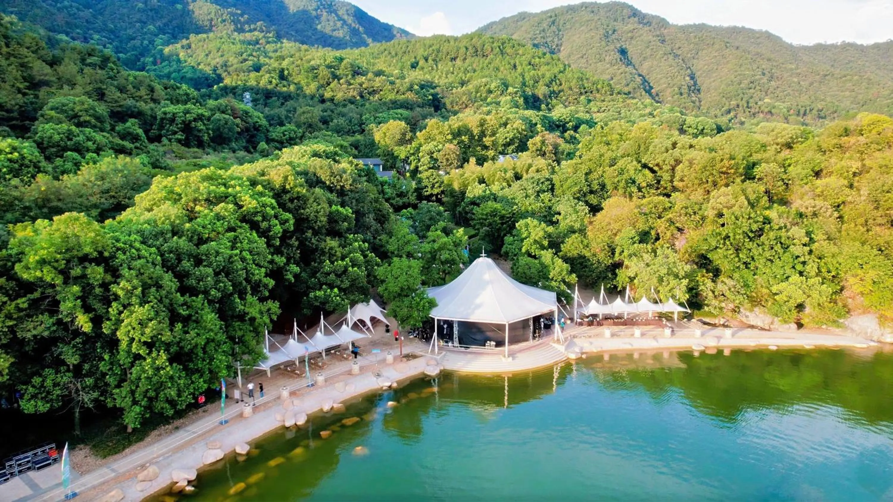 Meeting/conference room in InterContinental One Thousand Island Lake Resort, an IHG Hotel