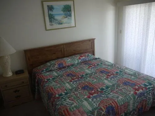 Bed in Aquarius Beach Tower