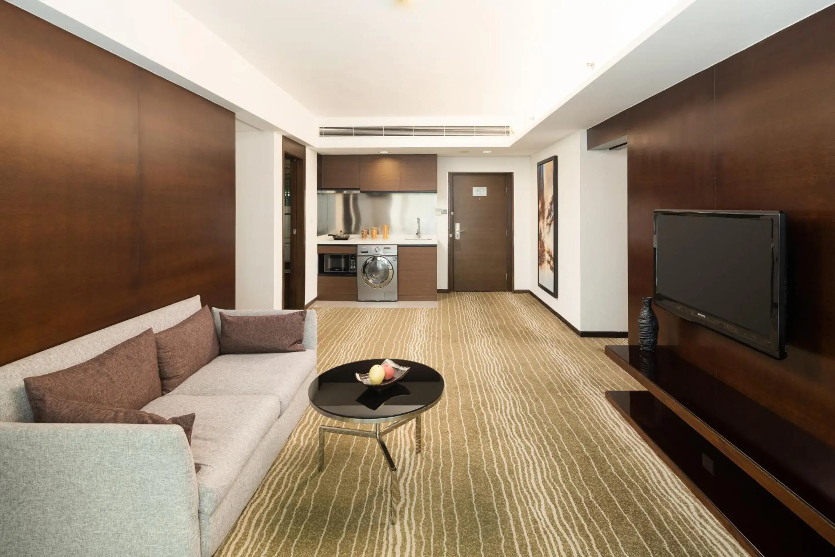 Living room in 广州友和酒店Yuwa Hotel-Free Shuttle Bus to Canton Fair Complex DuringCanton Fair Period Living room in 广州友和酒店Yuwa Hotel-Free Shuttle Bus to Canton Fair Complex DuringCanton Fair Period