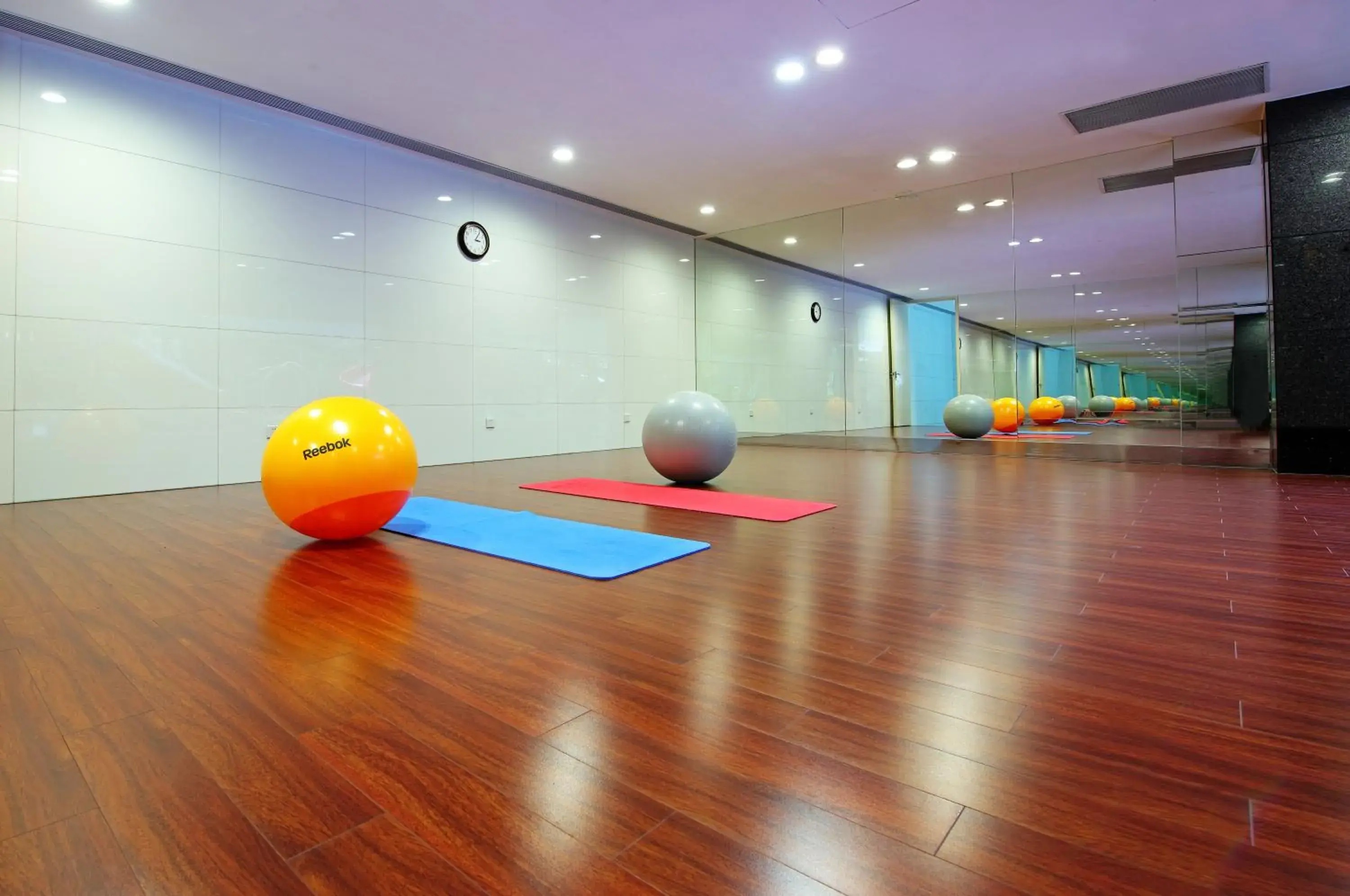 Fitness centre/facilities in Yuwa Hotel