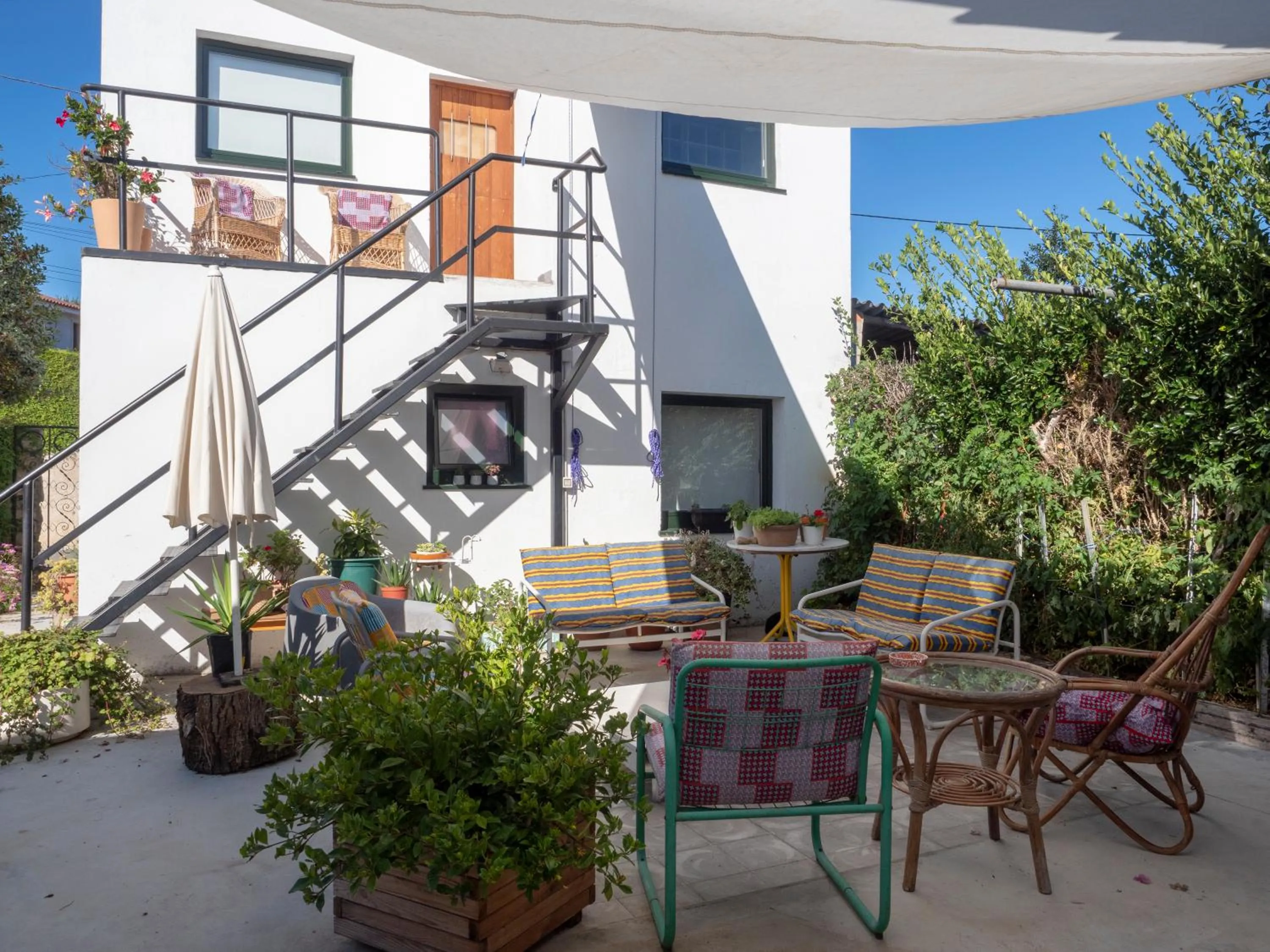 Property building in Casa Lourido