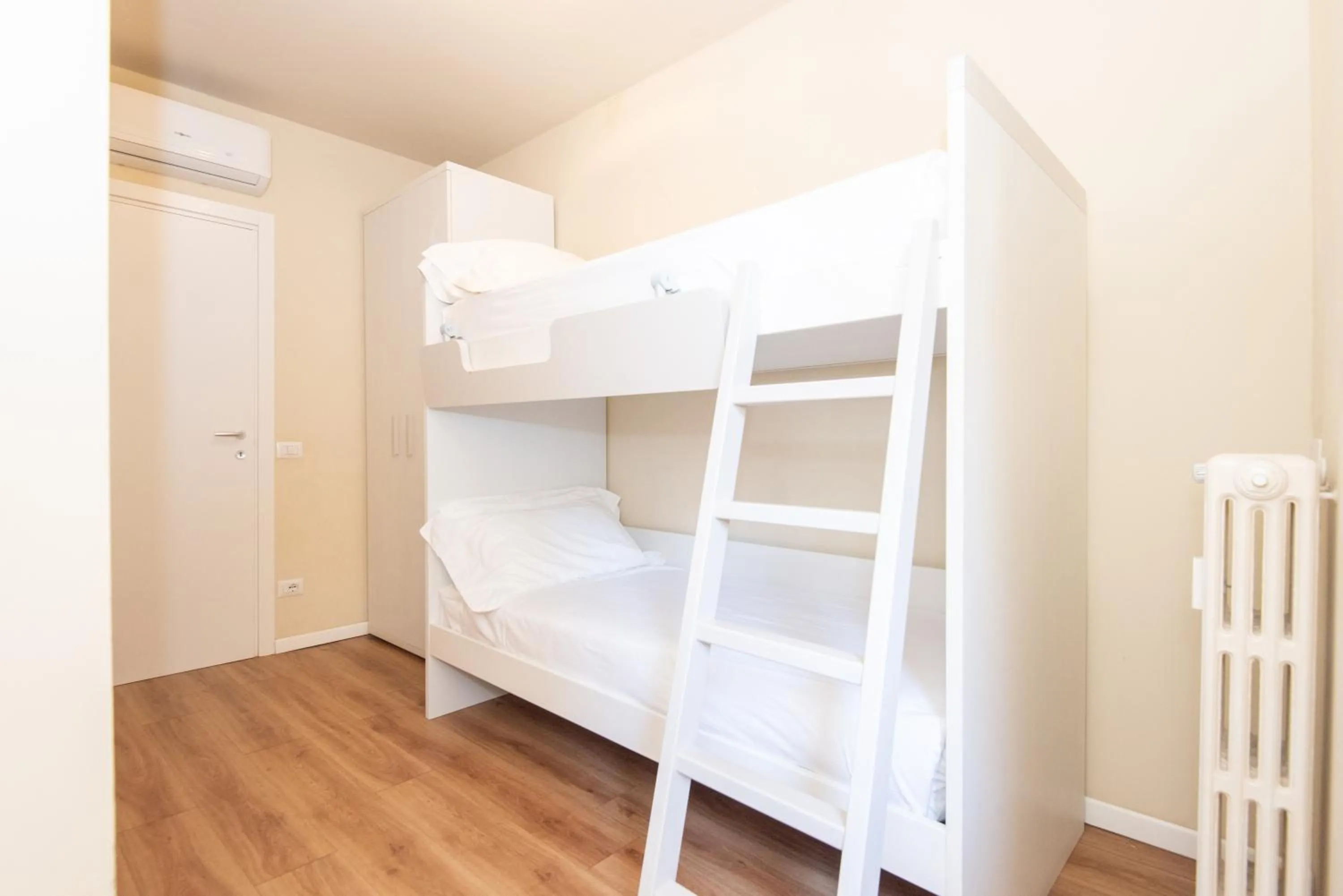 Bedroom in Donatello Apartments by Firenze Prestige