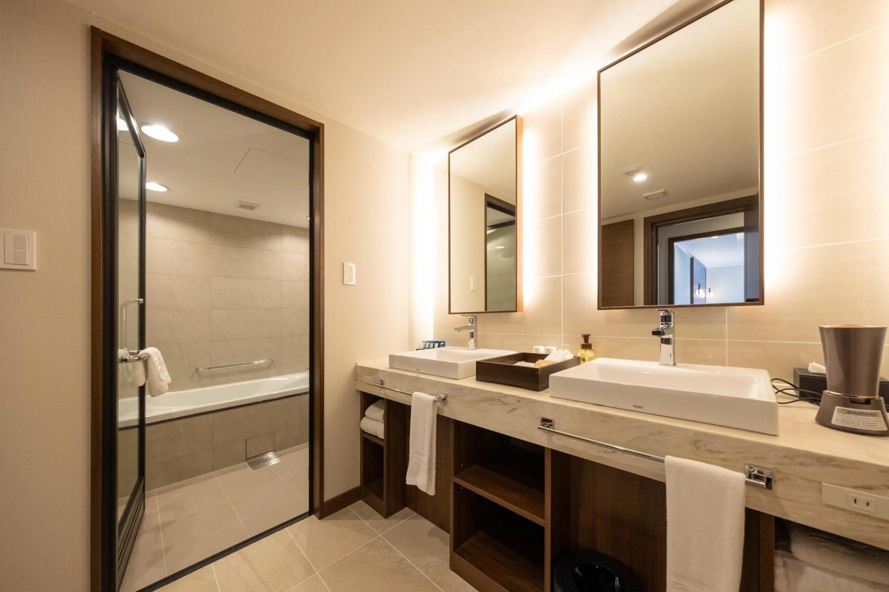 Bathroom in Okuma Private Beach & Resort