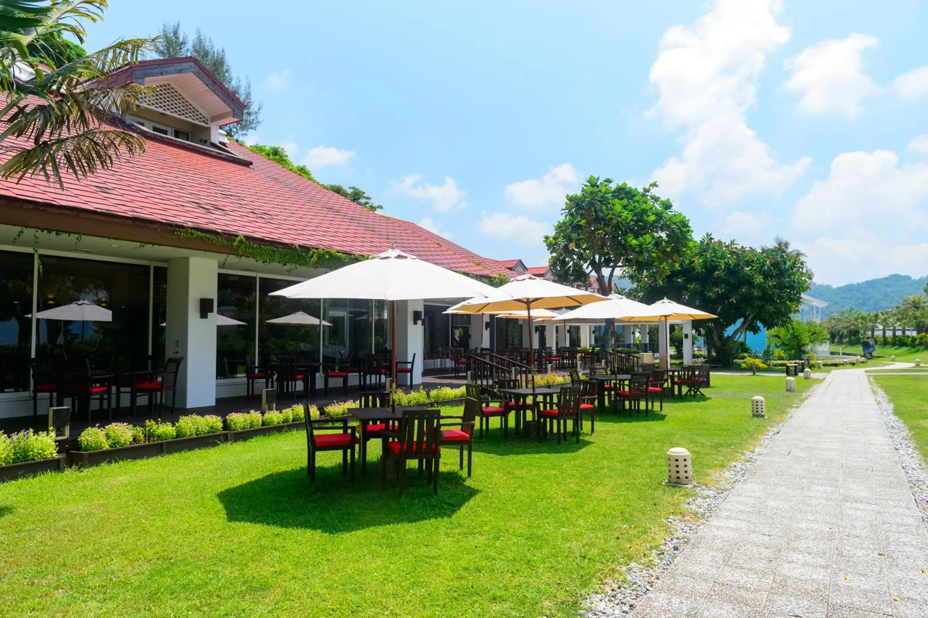 Restaurant/places to eat in Okuma Private Beach & Resort Restaurant/places to eat in Okuma Private Beach & Resort
