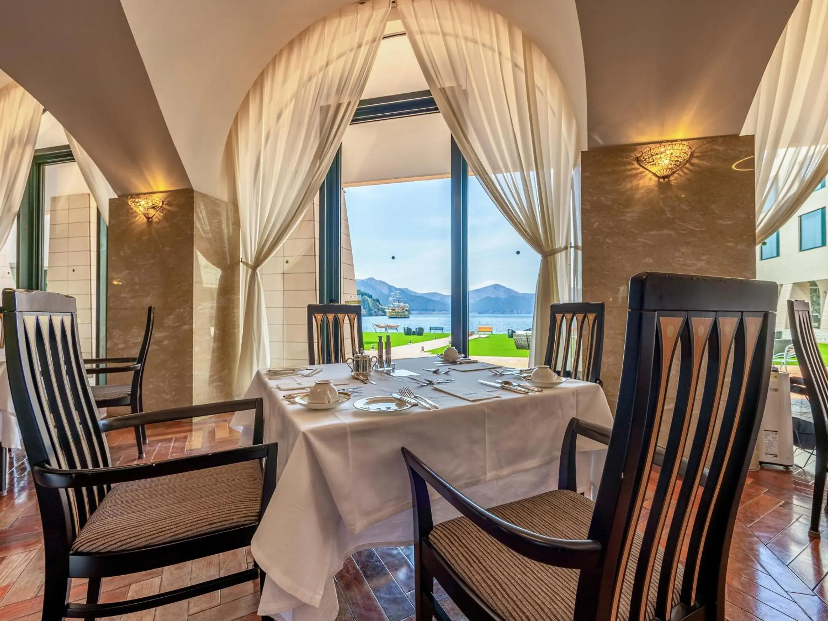 Restaurant/places to eat in Hakone Hotel Restaurant/places to eat in Hakone Hotel