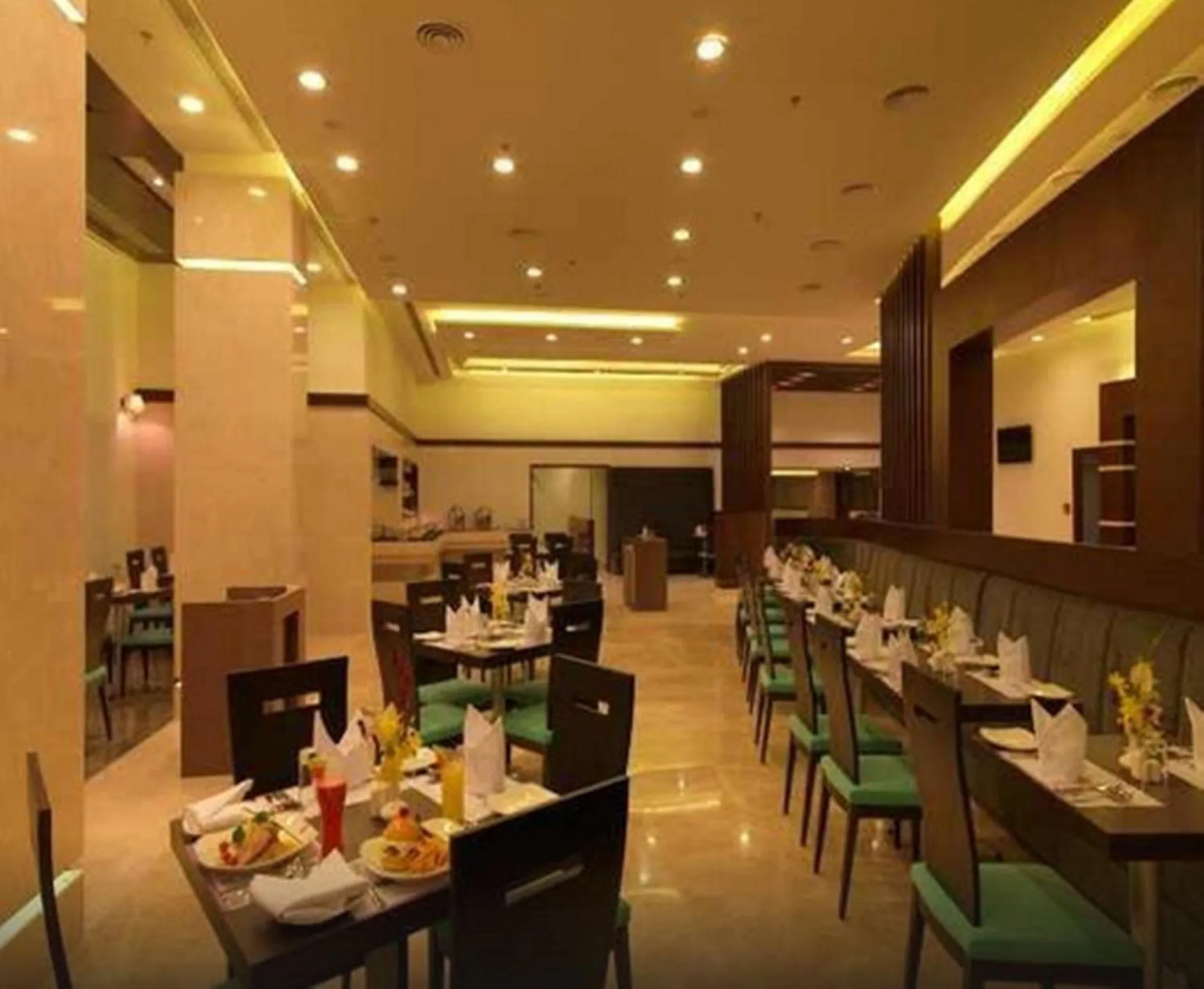 Restaurant/places to eat in Royal Orchid Central, Shimoga