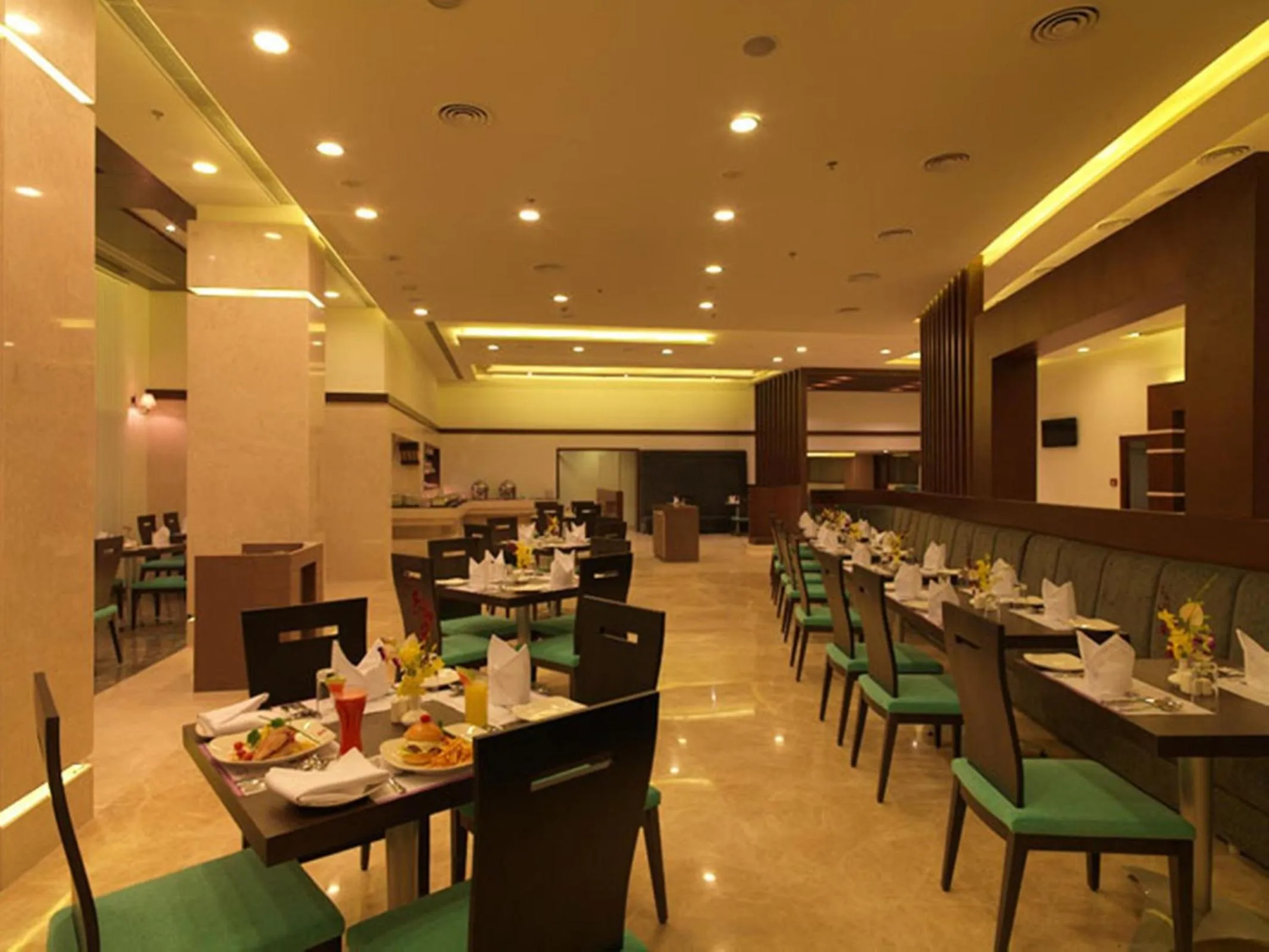 Restaurant/places to eat in Royal Orchid Central, Shimoga