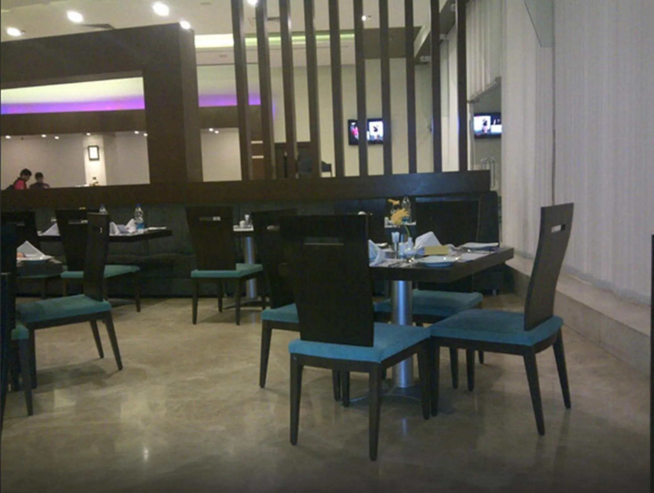 Restaurant/places to eat in Royal Orchid Central, Shimoga