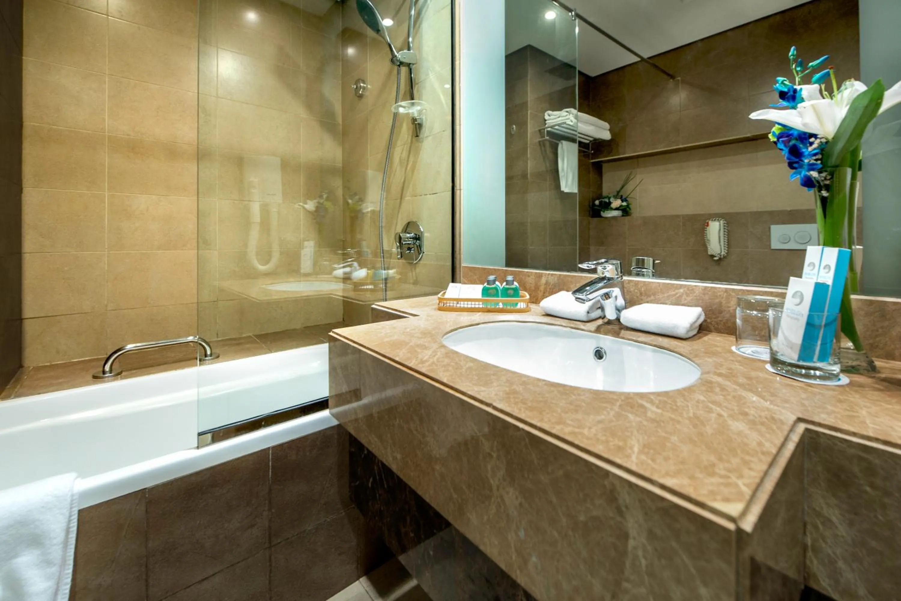 Shower in Marina Byblos Hotel