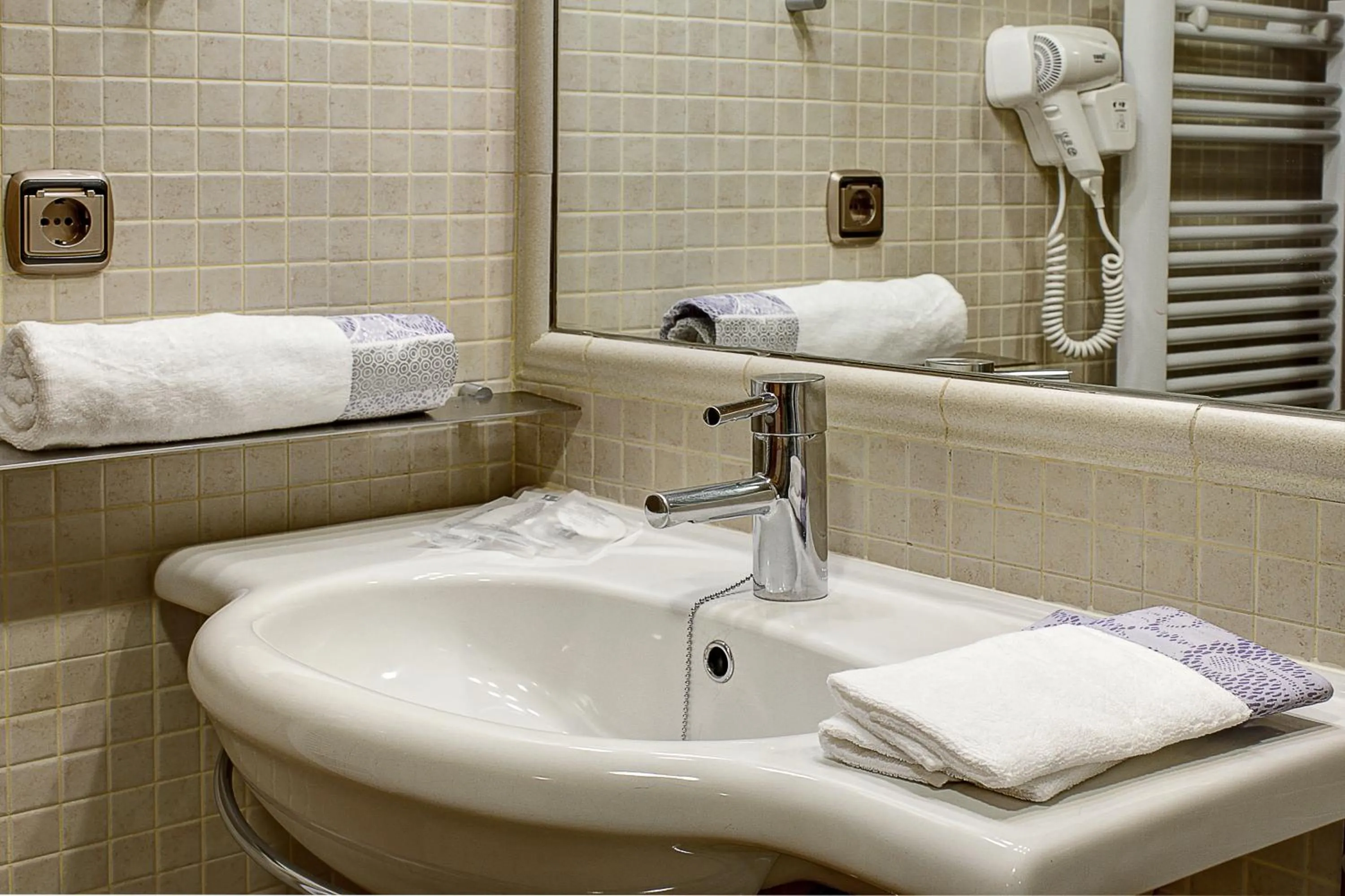 Bathroom in Apartamentos Turísticos Centro