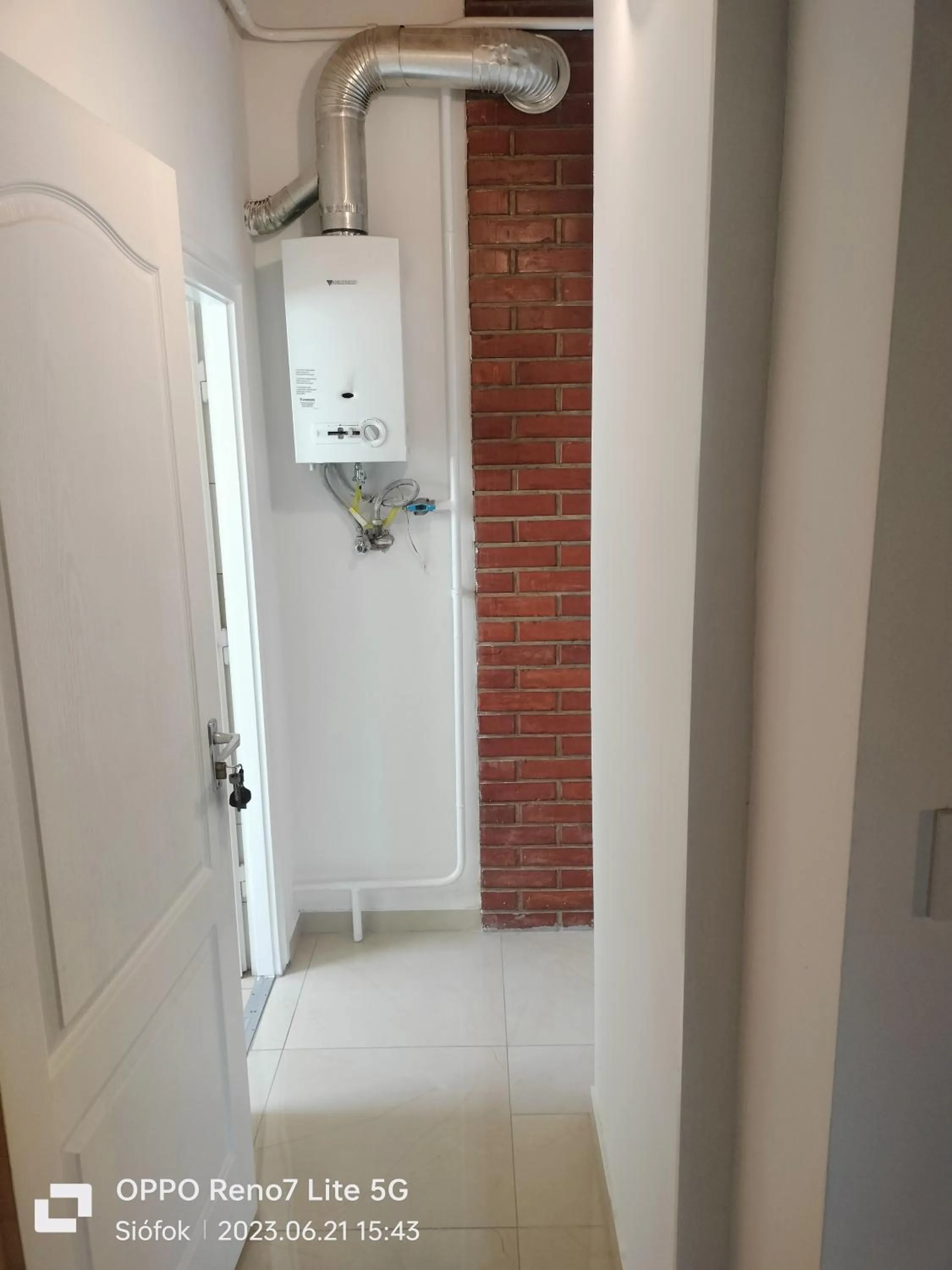Apartment with Balcony in Balassa House