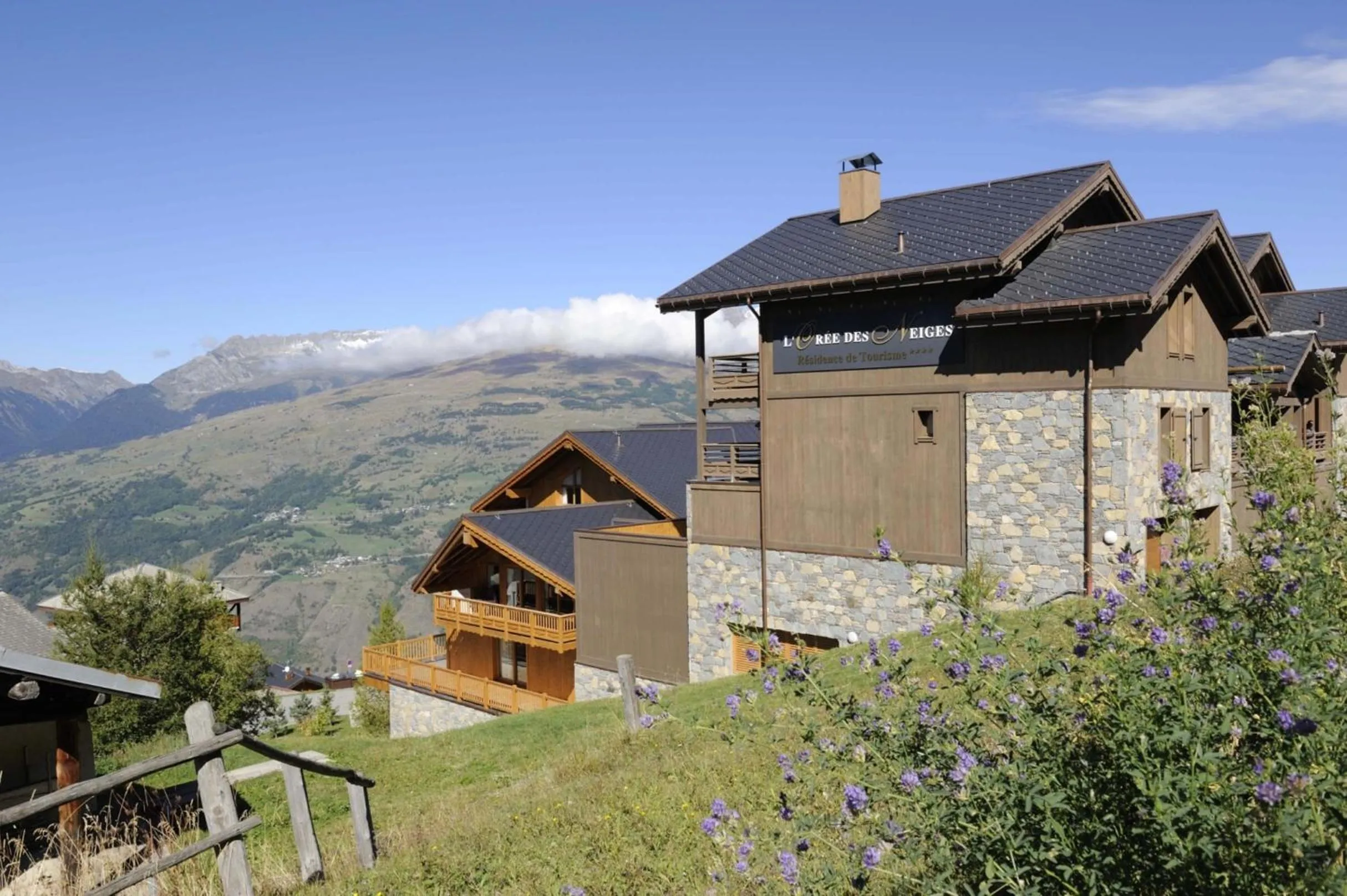Facade/entrance in CGH Résidences & Spas l'Orée des Neiges