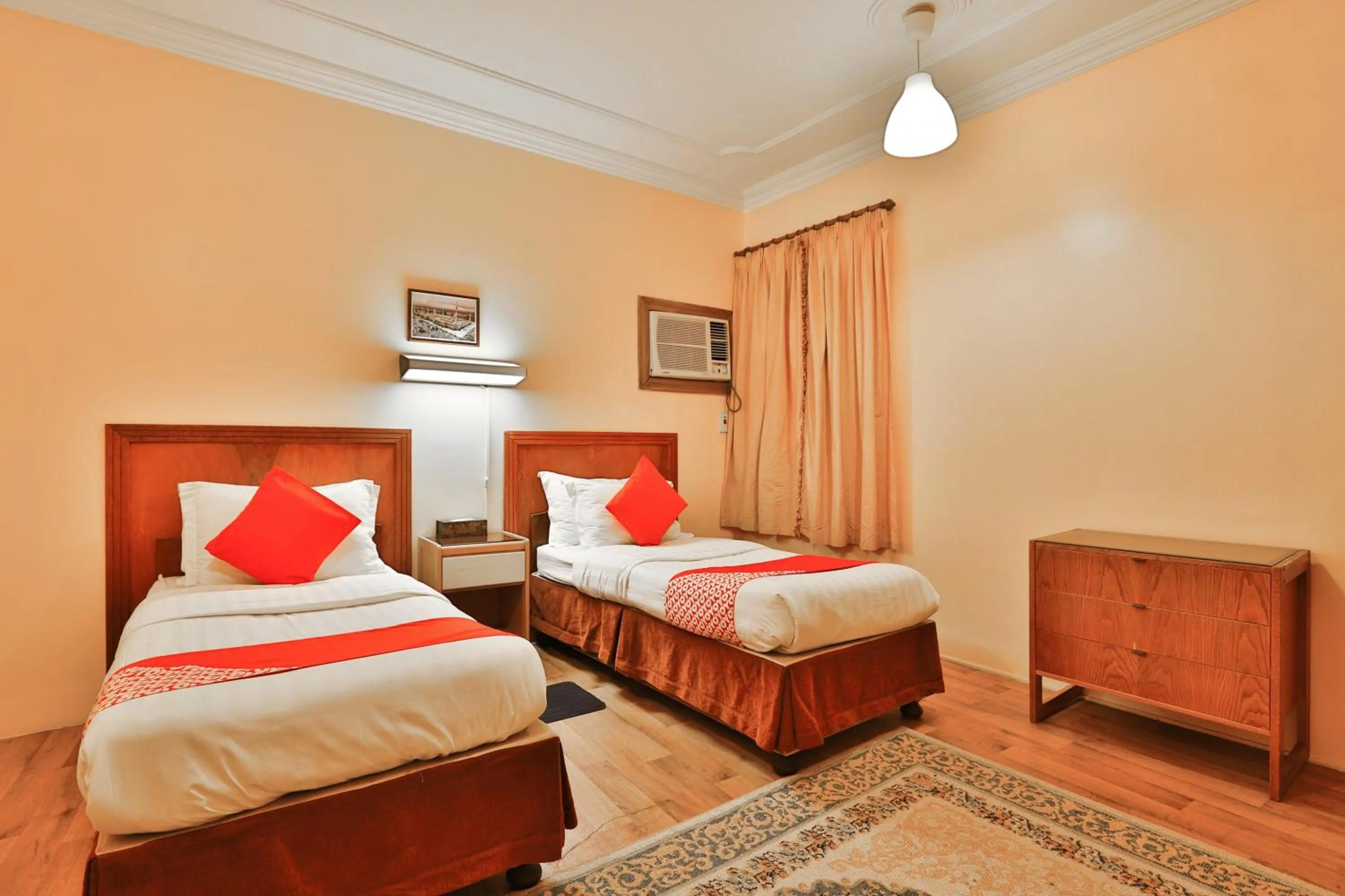 Bedroom in OYO 350 Dar Almadinah
