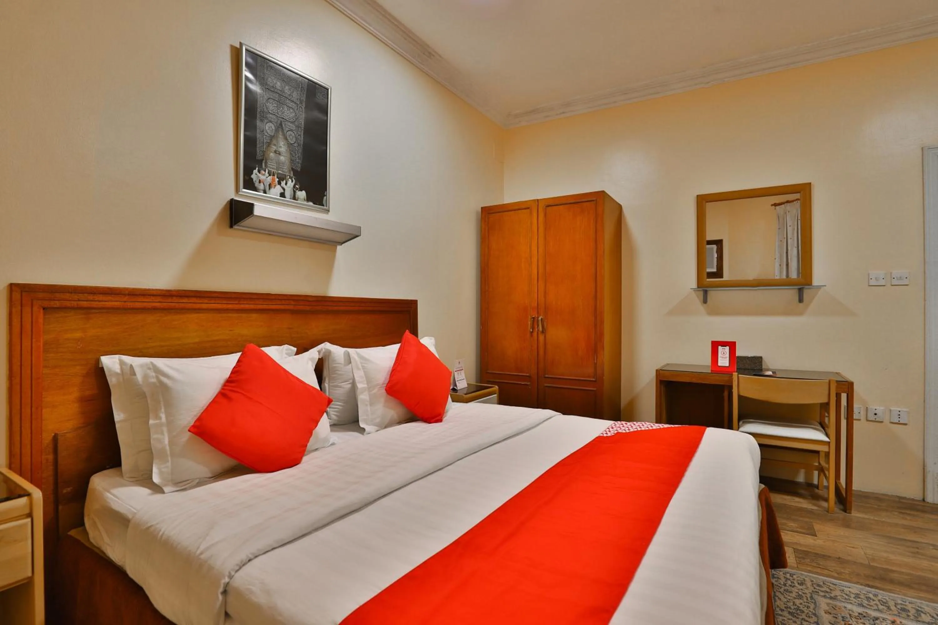 Bedroom in OYO 350 Dar Almadinah