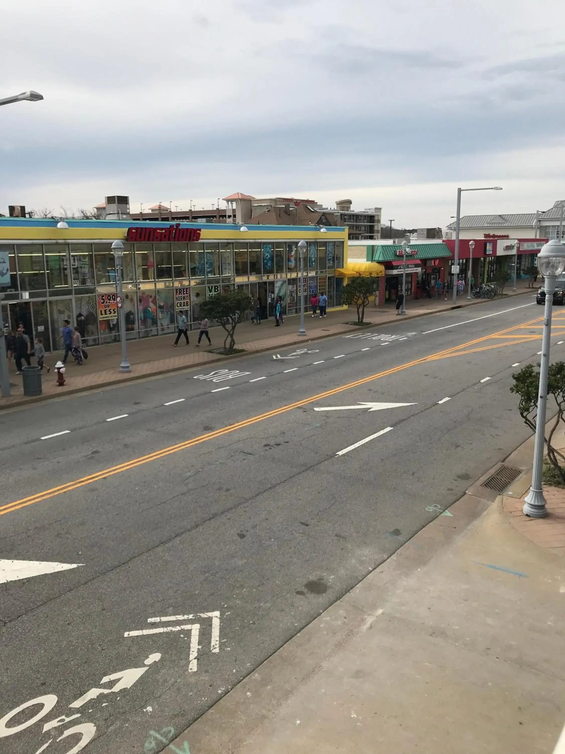 Standard King Room in Ocean's 24 Standard King Room in Ocean's 24