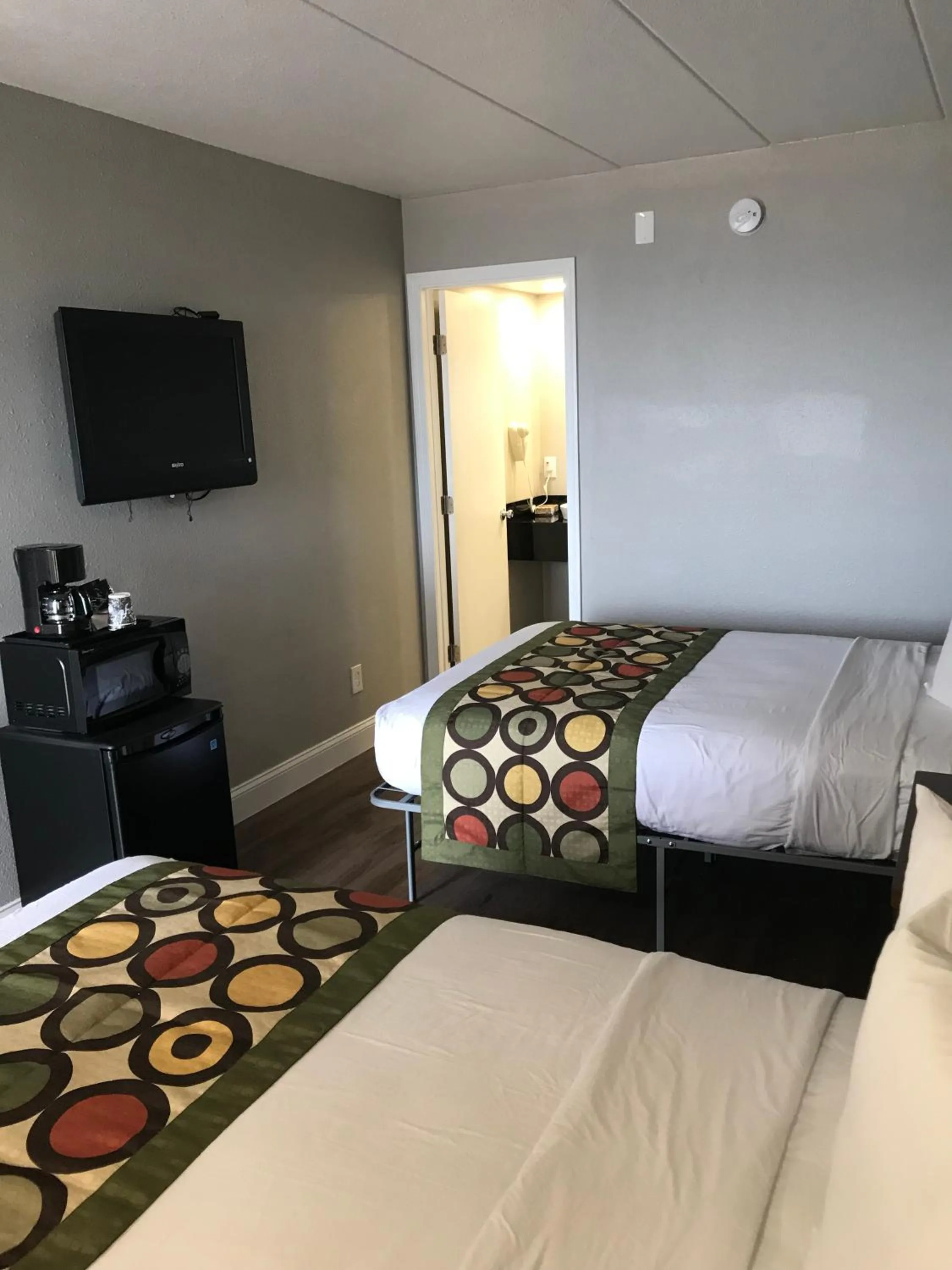 TV and multimedia, Bed in Ocean's 24