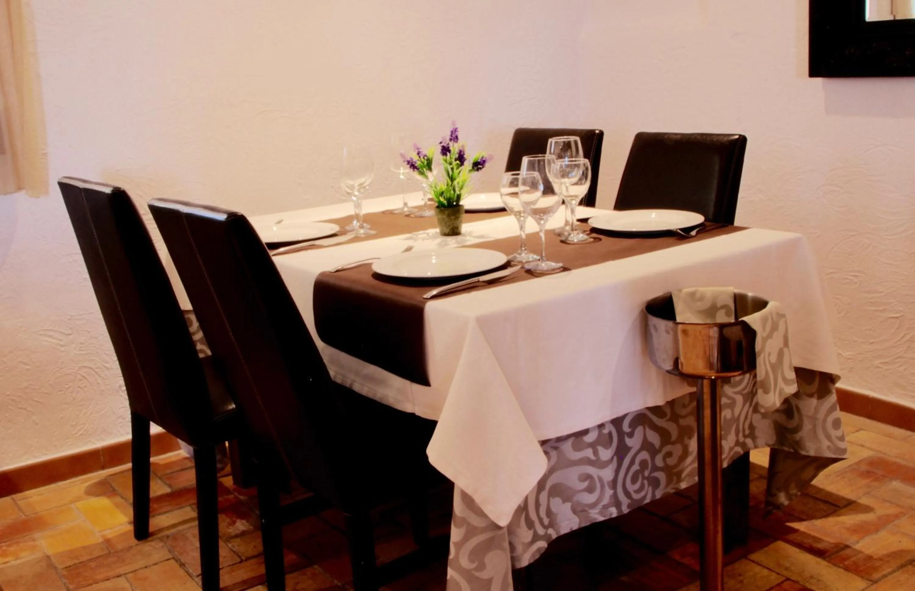 Restaurant/places to eat in Hotel Mas Prades