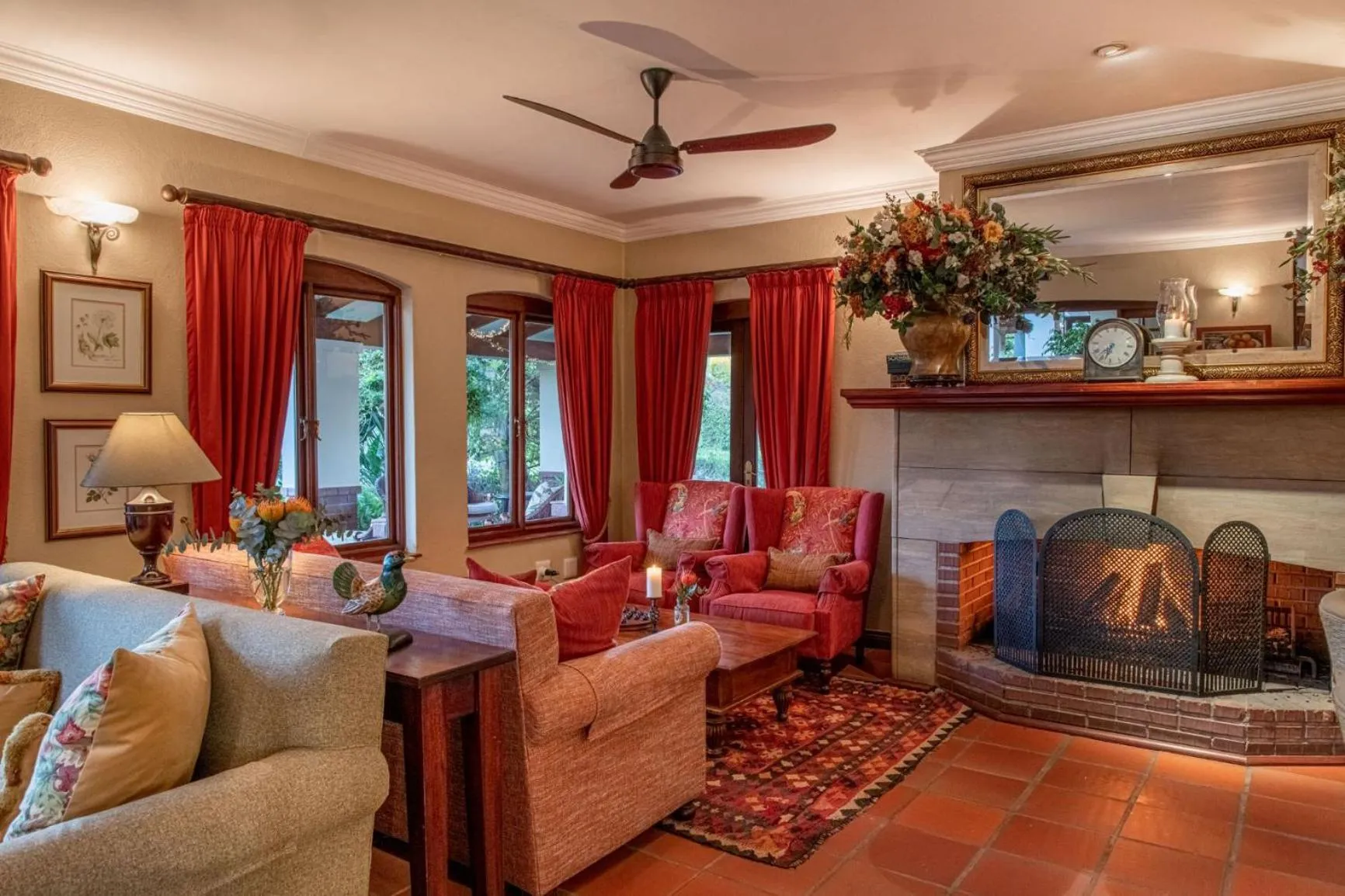 Lounge or bar in Oliver`s