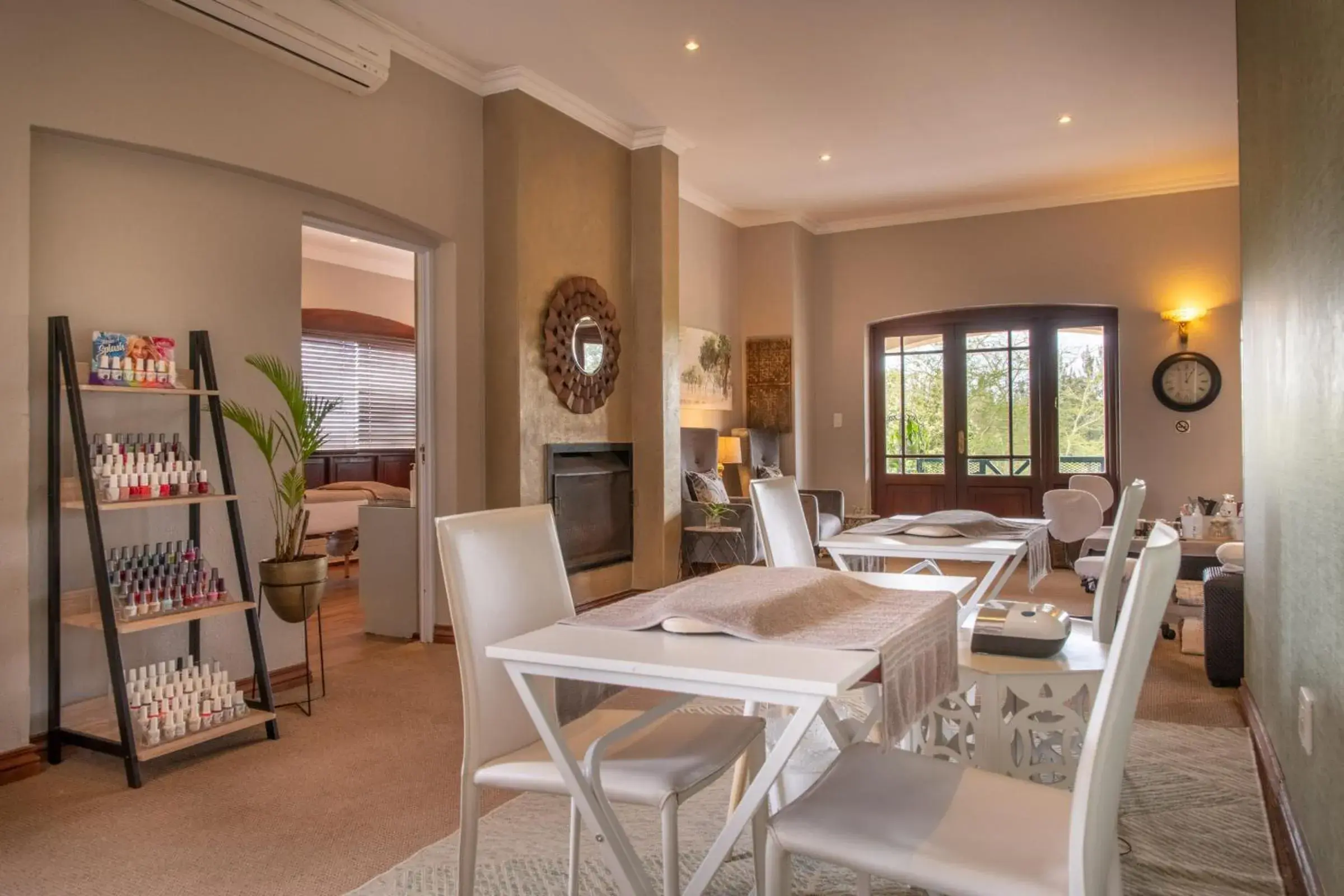 Spa and wellness centre/facilities in Oliver`s Spa and wellness centre/facilities in Oliver`s