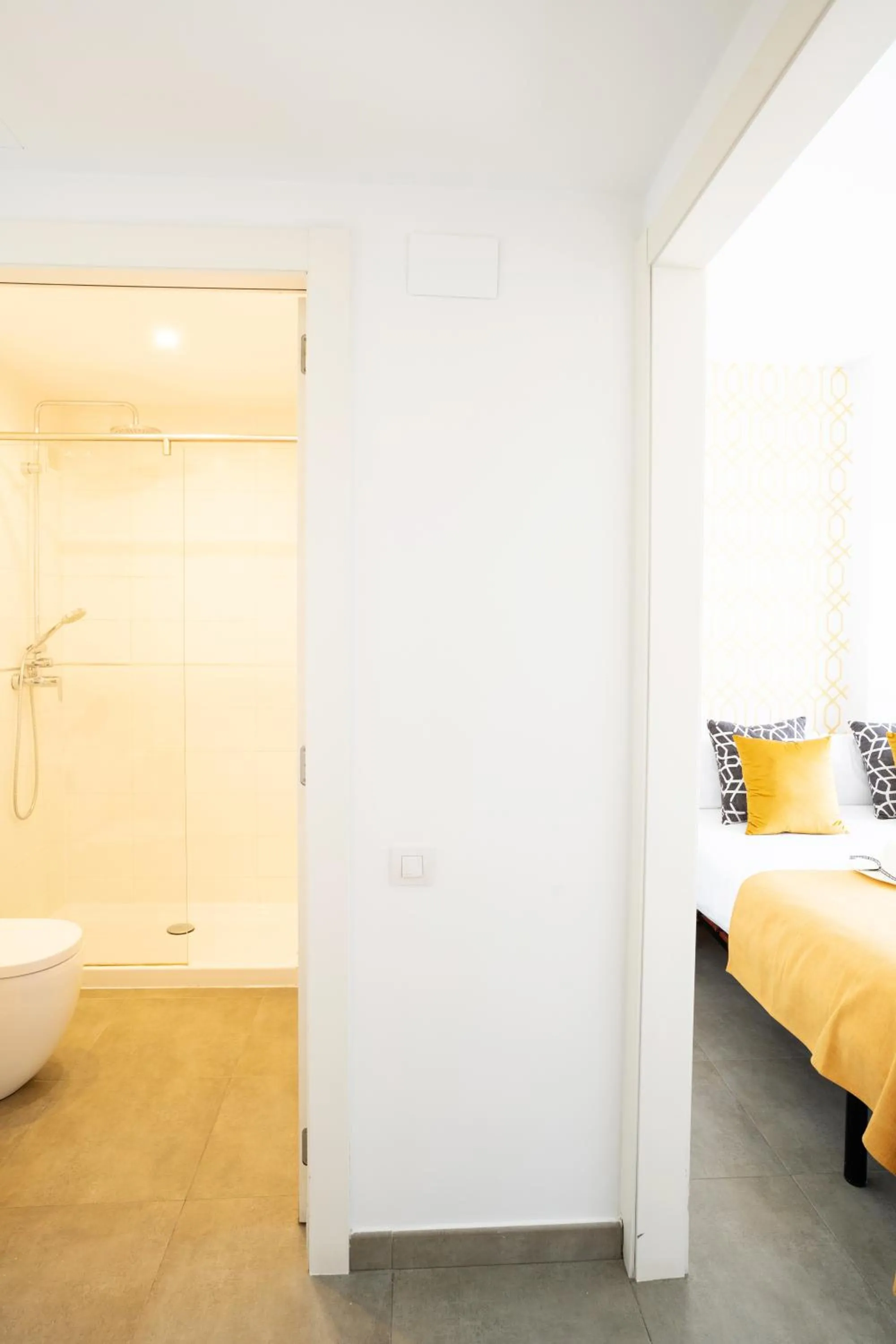 Photo of the whole room, Bed in Ona Living Barcelona