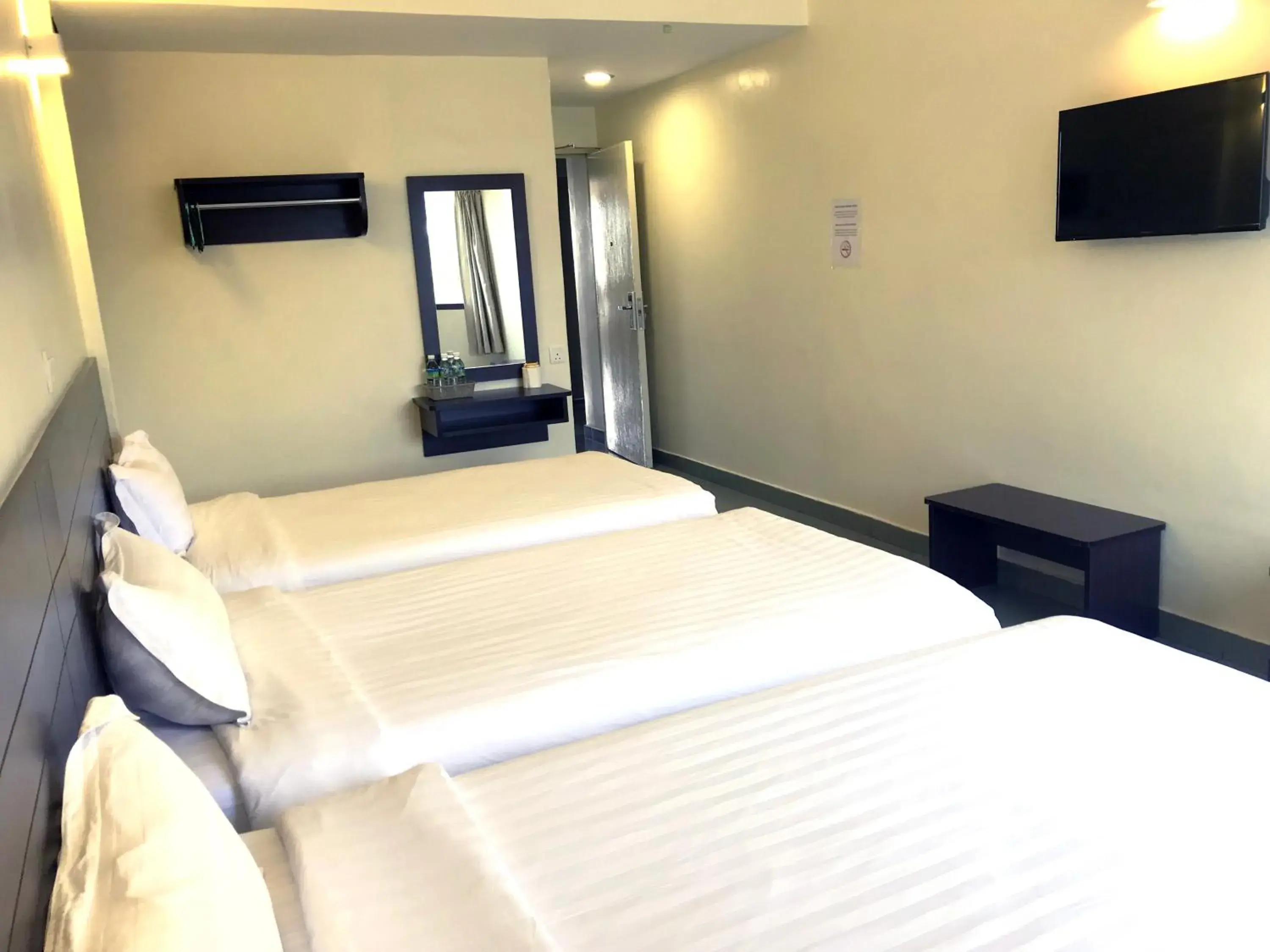 Bed in Hotel Sitiawan