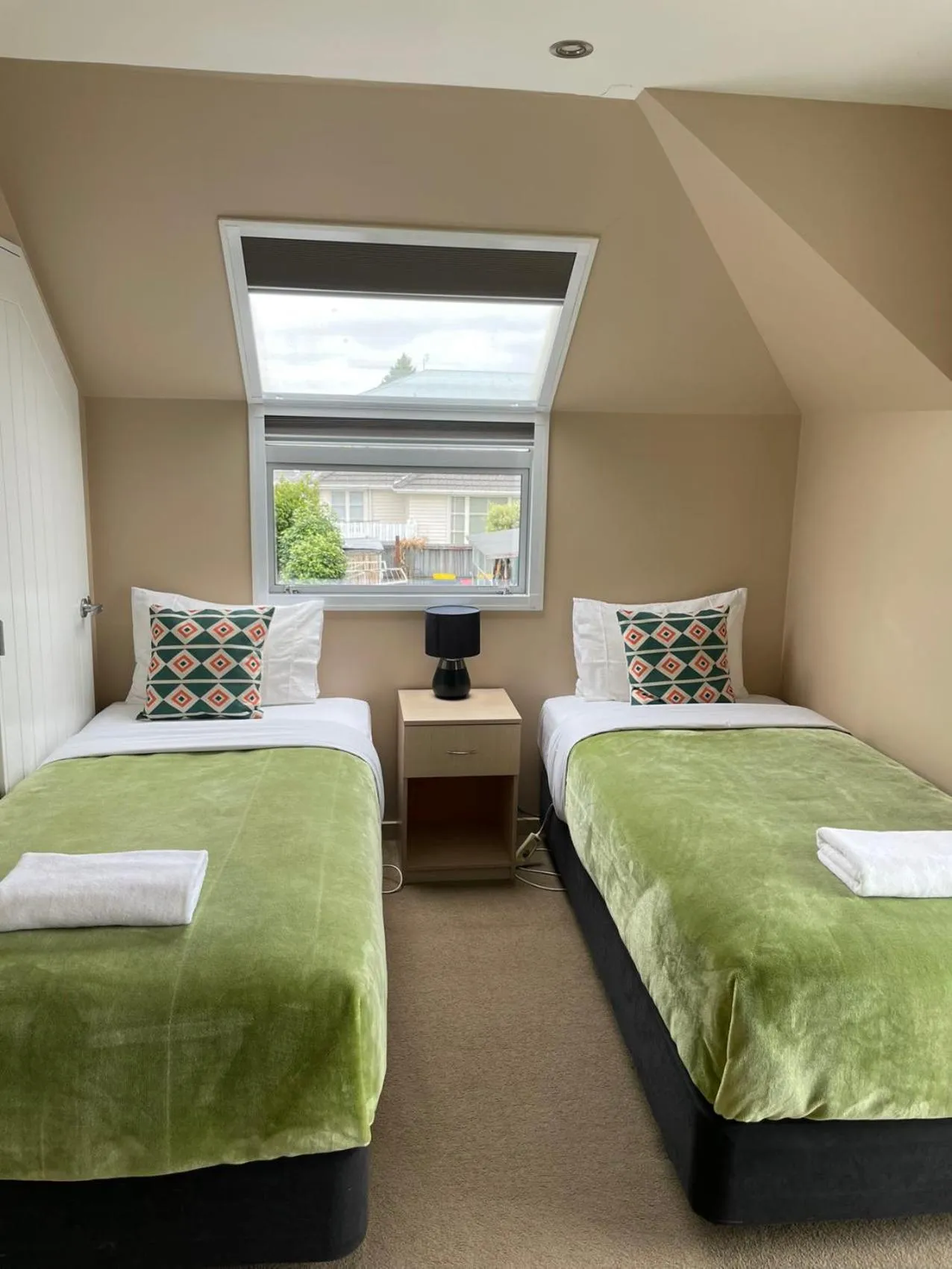 Bedroom, Bed in Alpha Motel with Spa-Bath