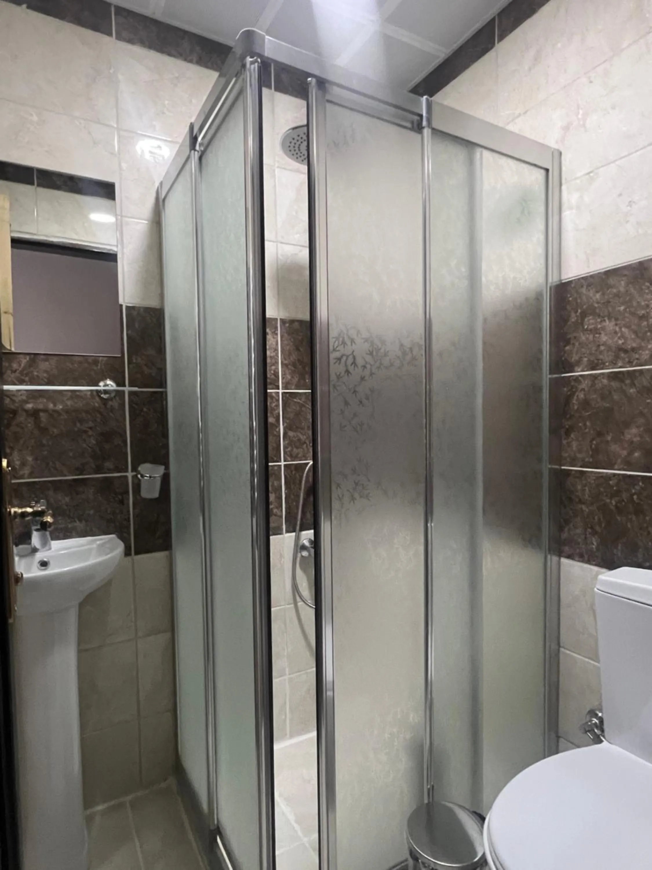 Toilet in Ziyagil Konağı