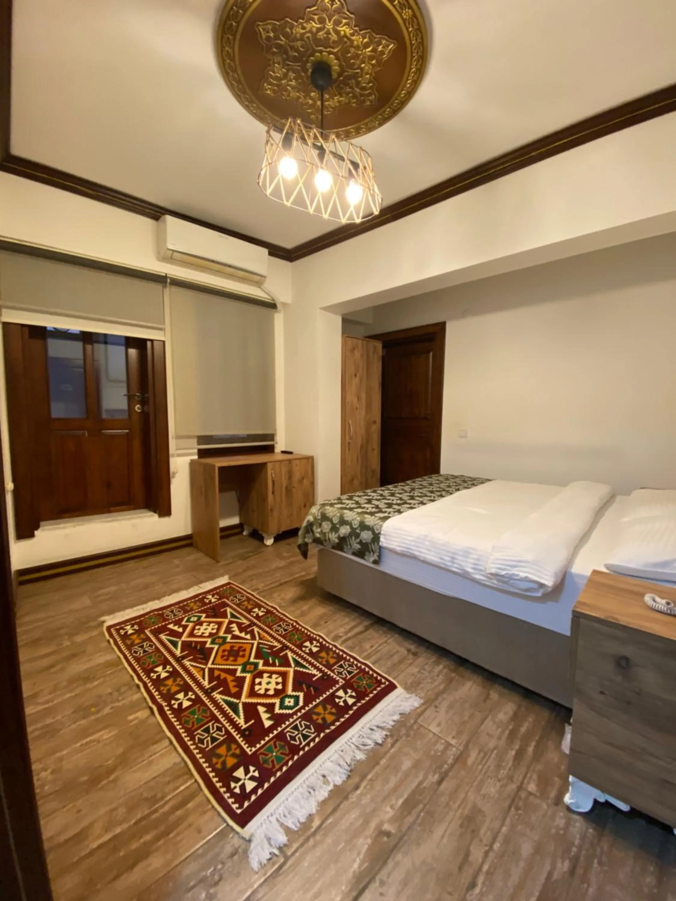 Bed in Ziyagil Konağı